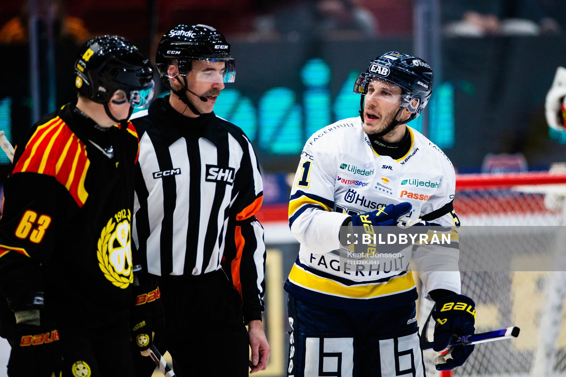 s Andy Miele i en diskussion