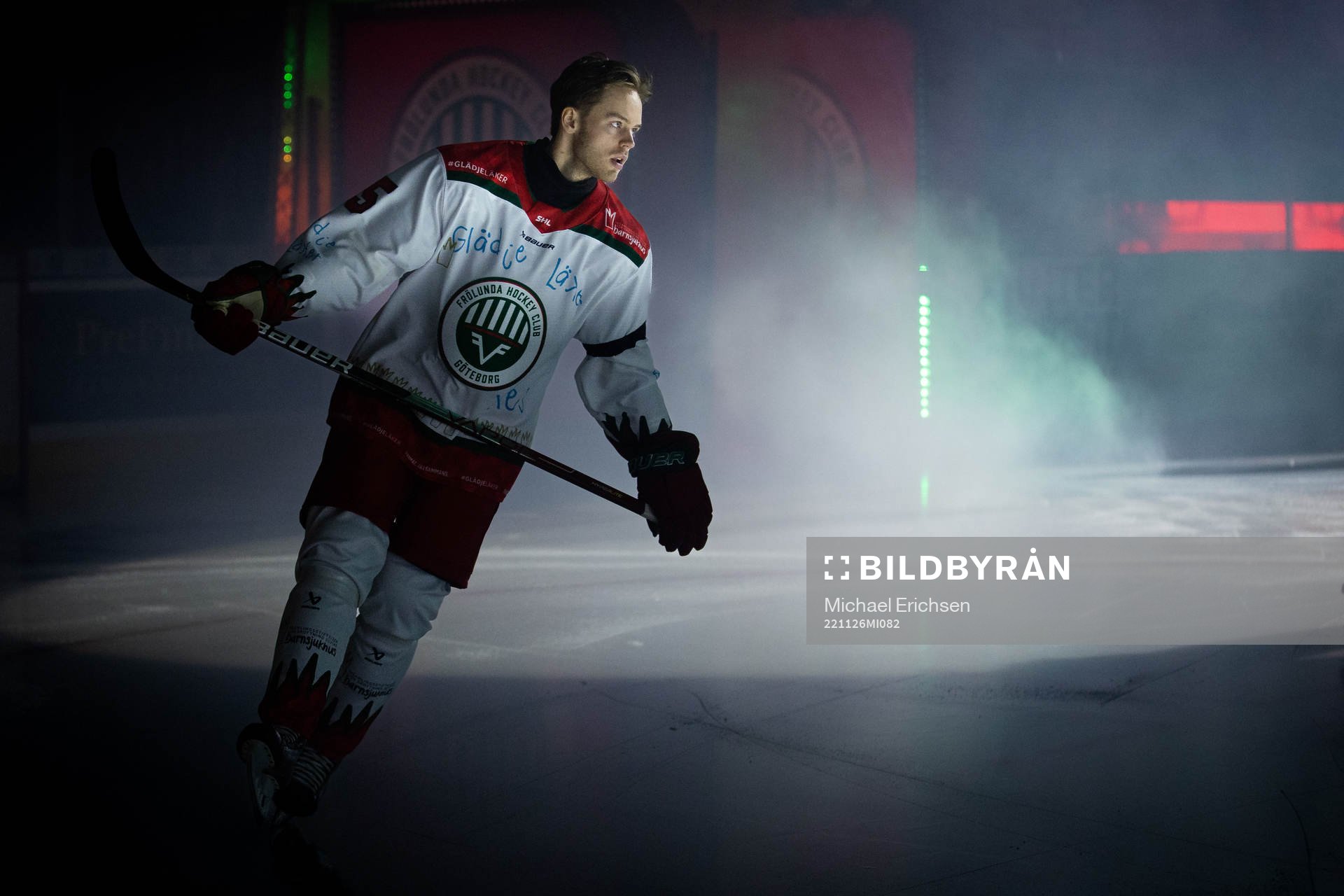 Frölundas Filip Johansson innan ishockeymatchen i SHL