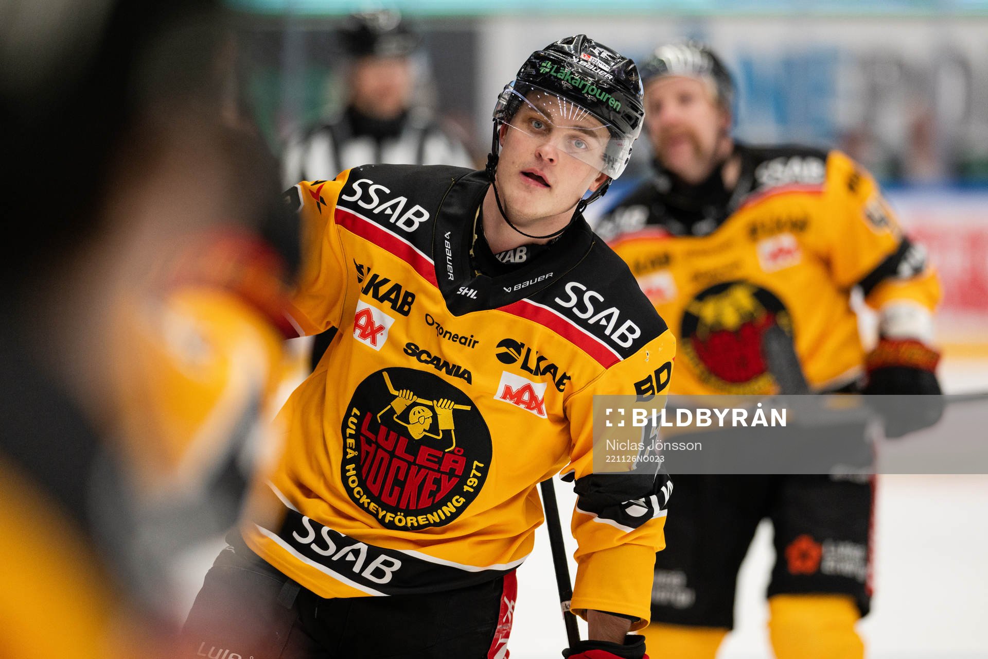 Luleås Julius Honka jublar