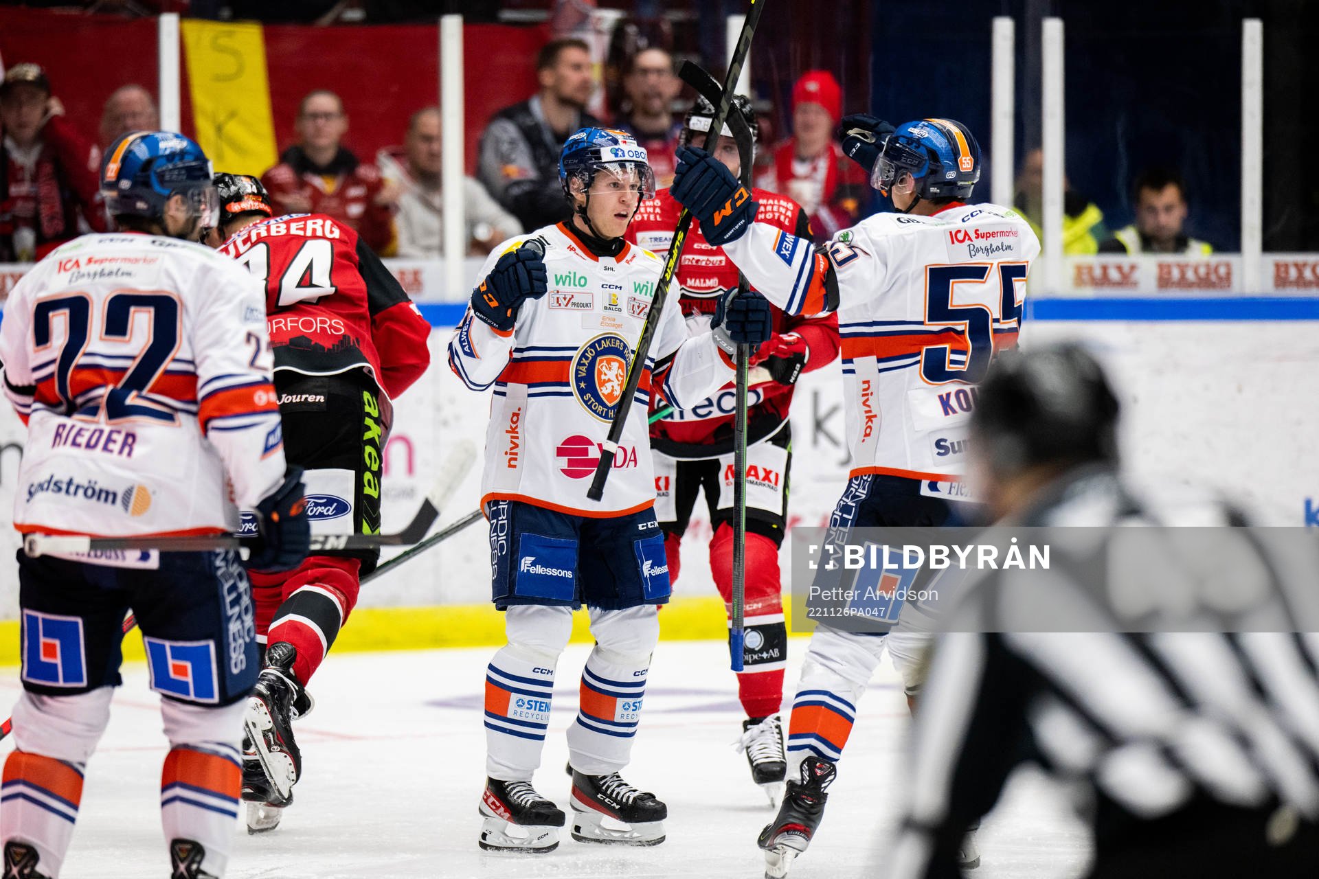 Växjös Hugo Gustafsson jublar