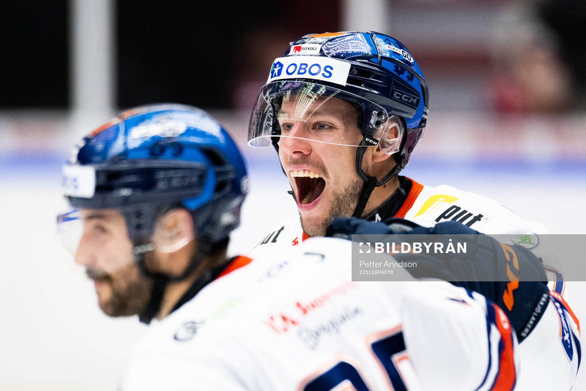 Växjös Robert Rosén jublar