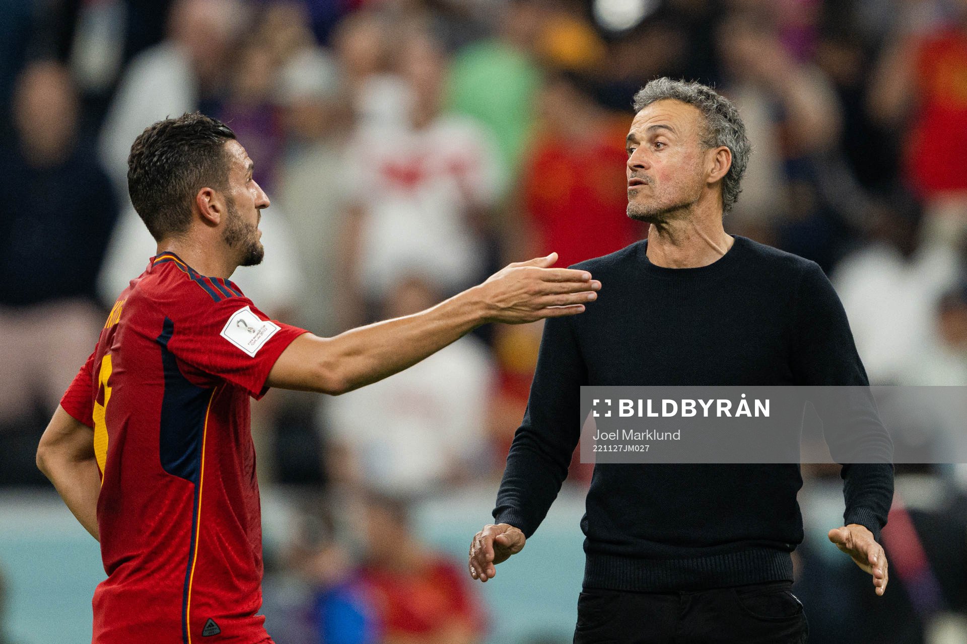 Koke and head coach Luis Enrique of Spain