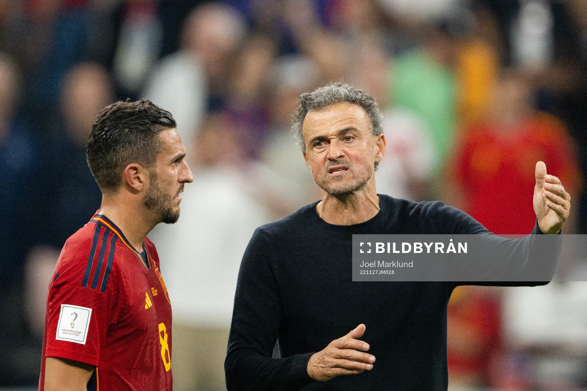 Koke and head coach Luis Enrique of Spain