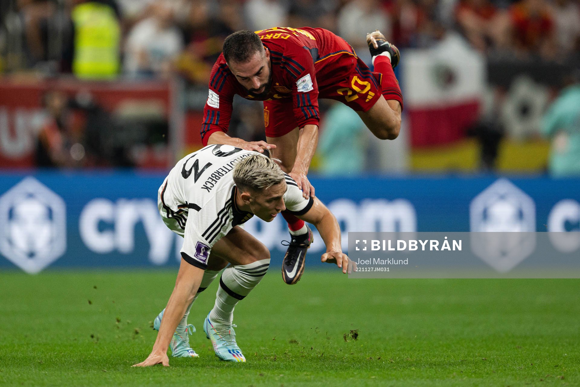 Nico Schlotterbeck of Germany and Dani Carvajal of Spain
