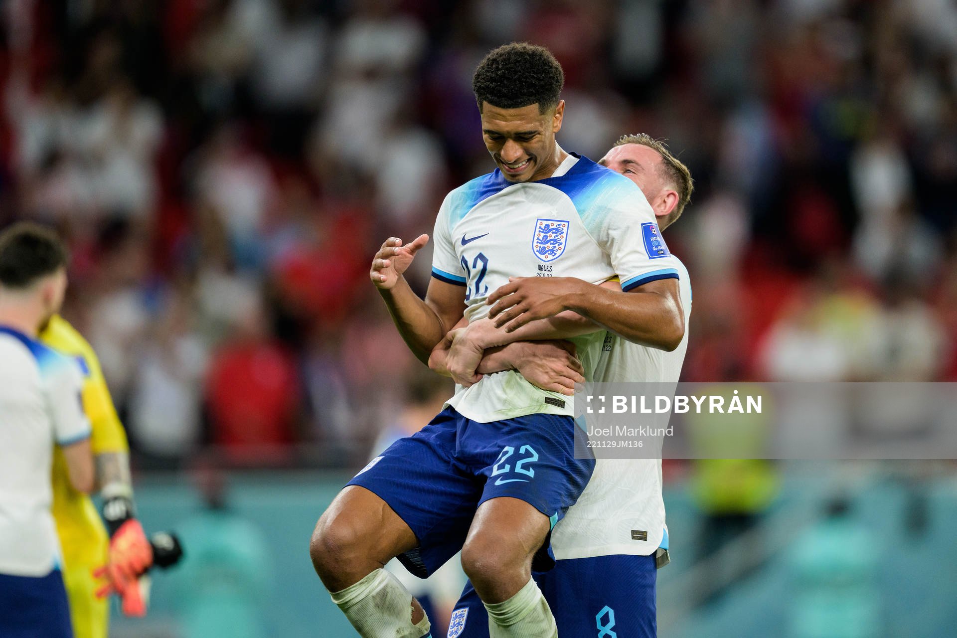 Jude Bellinghamand Jordan Henderson of England