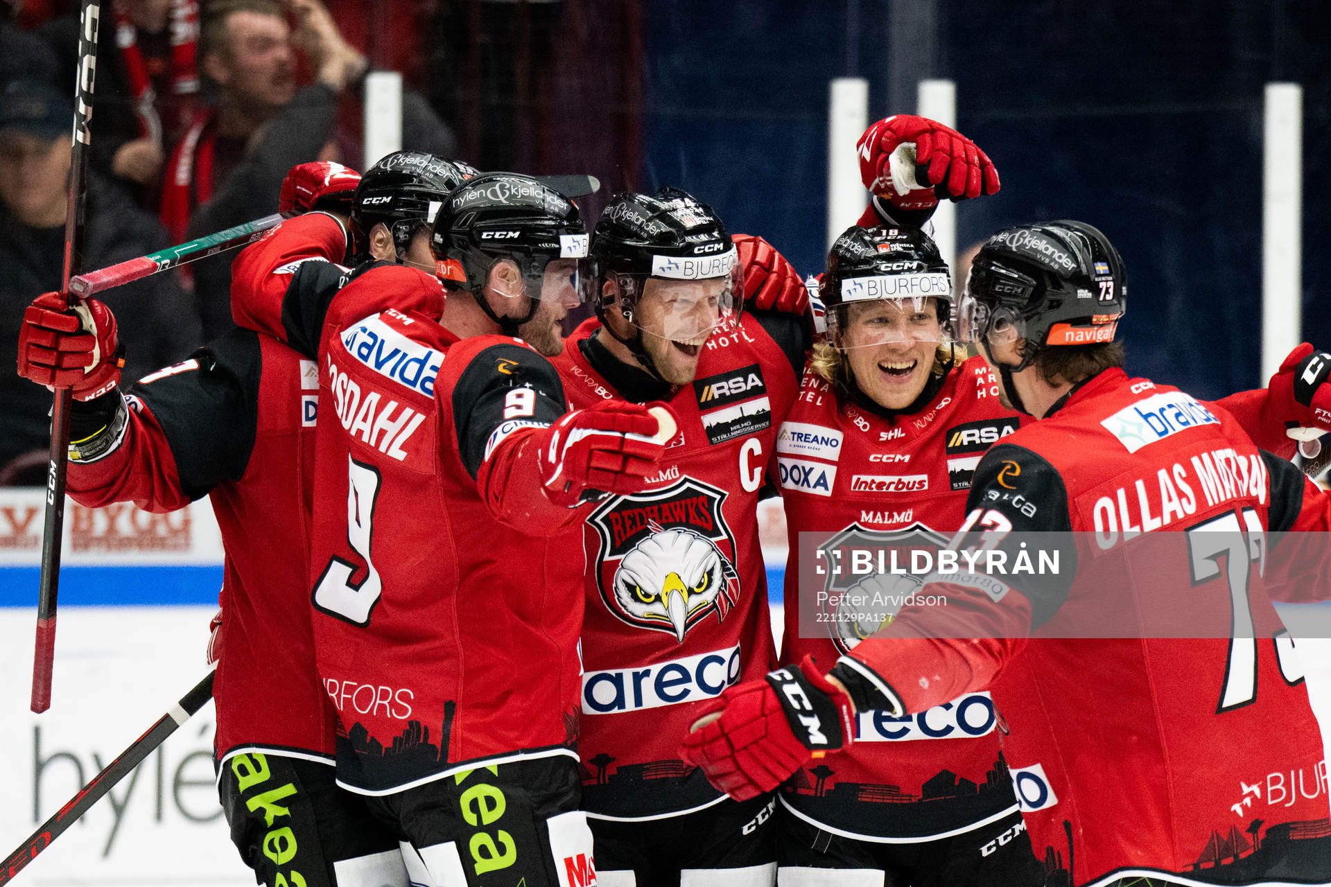 Malmö Redhawks Carl Söderberg jublar