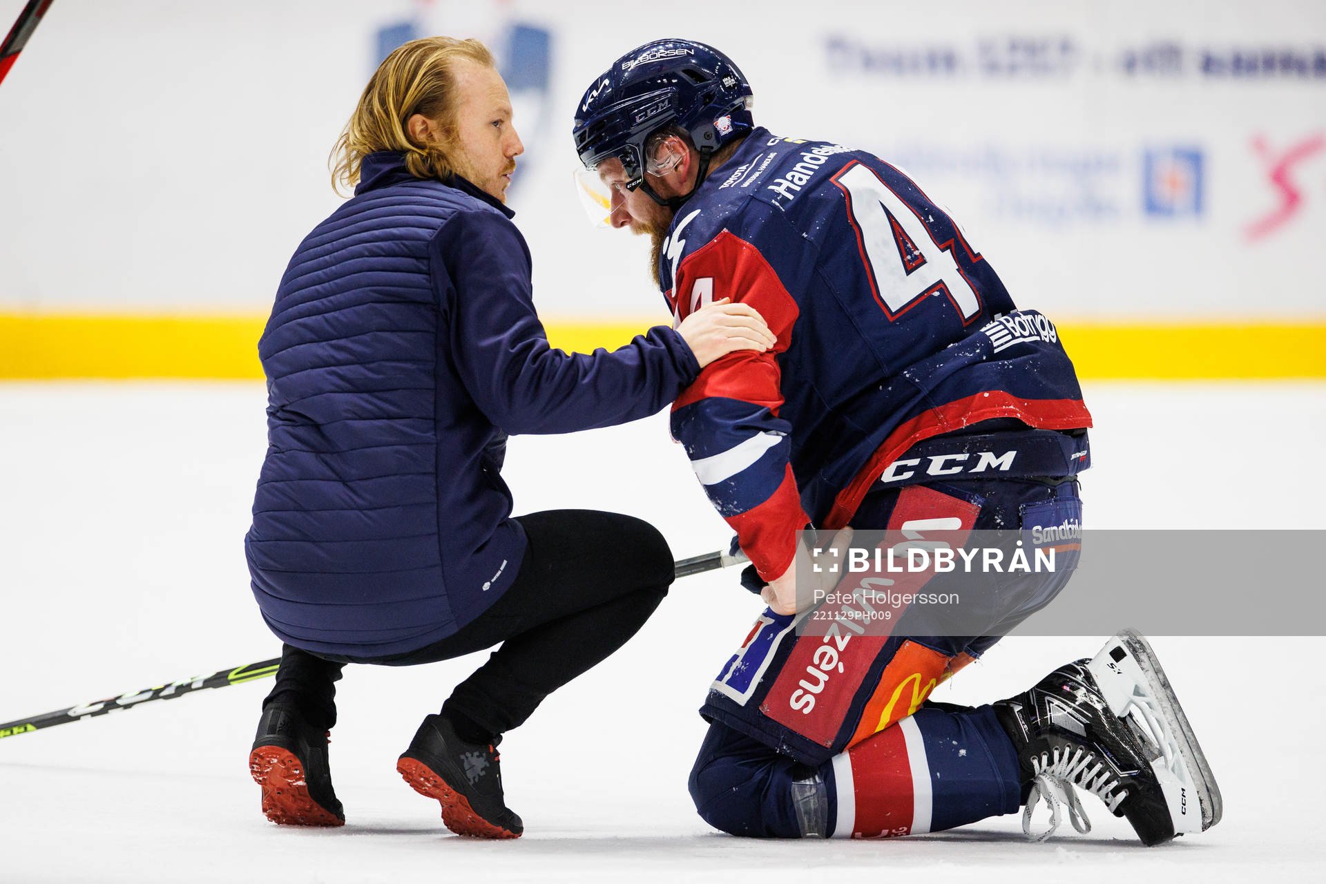 Linköpings Jonas Junland har ont