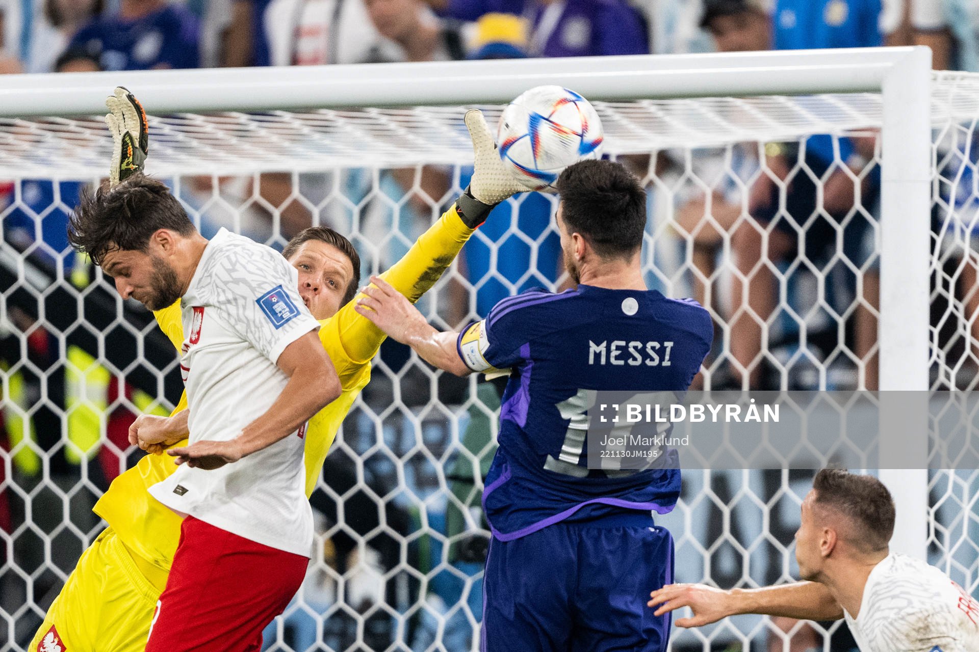 Goalkeeper Wojciech Szczesny of Poland in a situation with