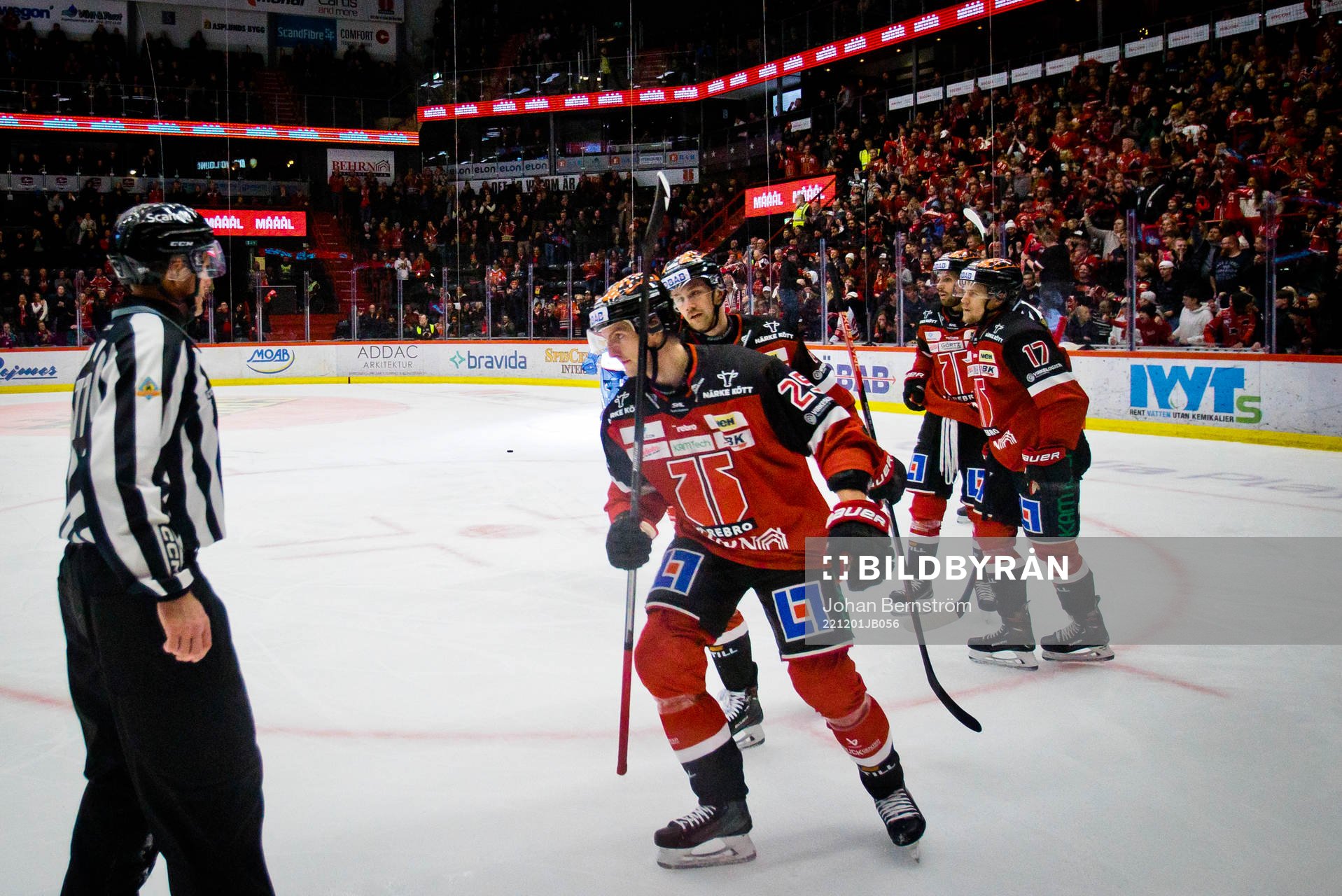 Örebros Philip Holm jublar