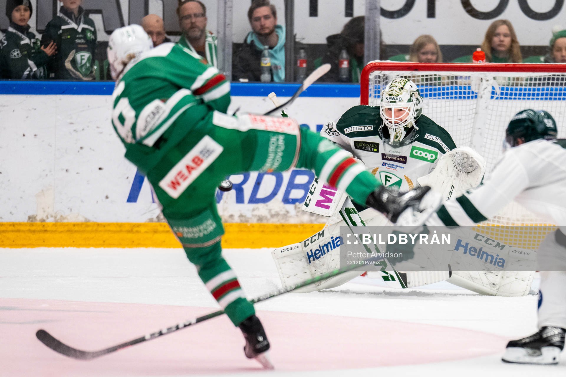 Färjestads målvakt Matthew Tomkins