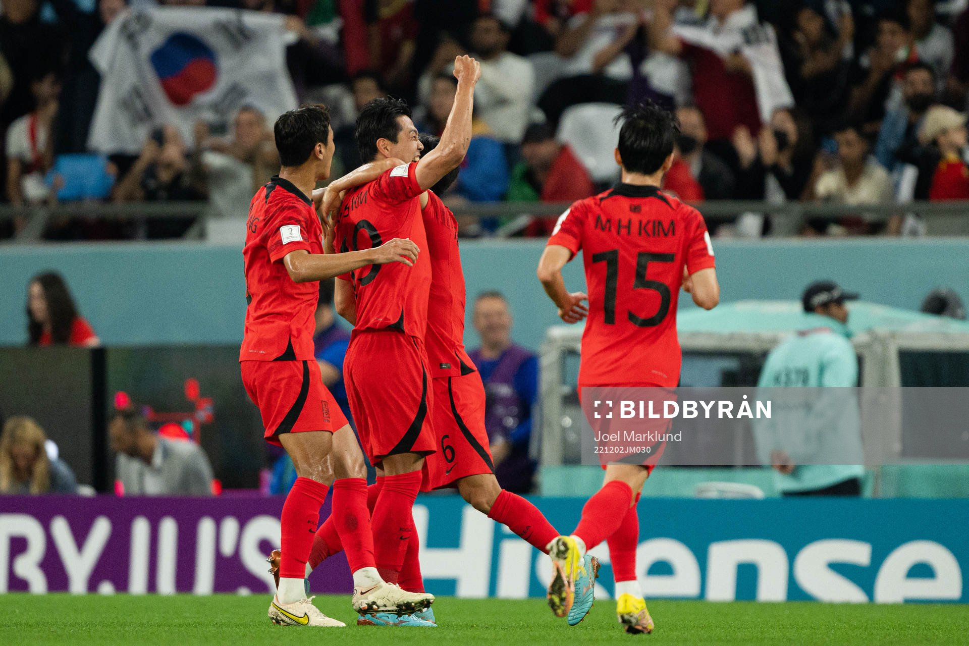 Younggwon Kim of South Korea celebrates the 1-1 goal during the FIFA World Cup 2022 football match between South Korea and Portugal on December 2, 2022 in Doha.