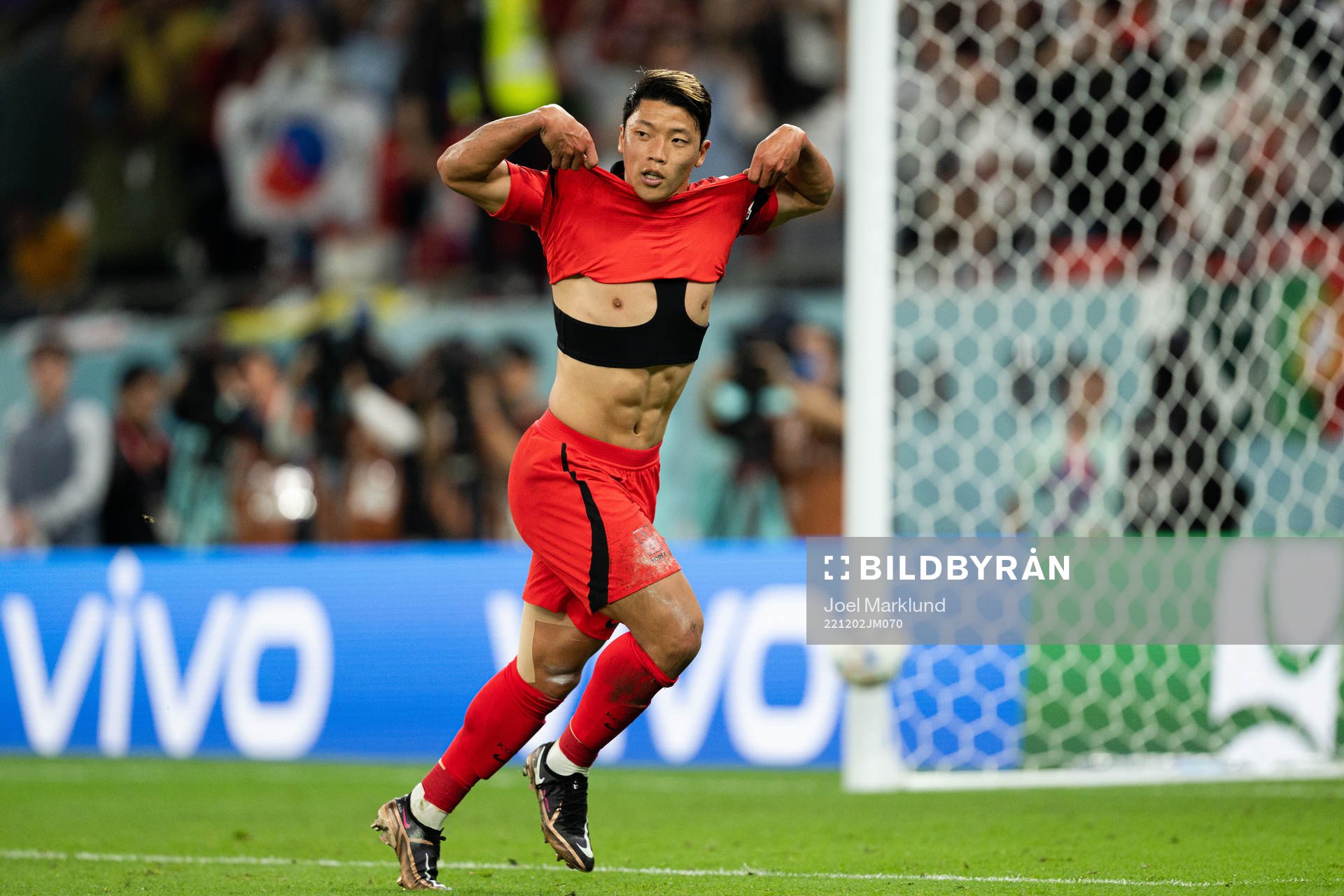 Heechan Hwang of South Korea celebrates the 2-1 goal
