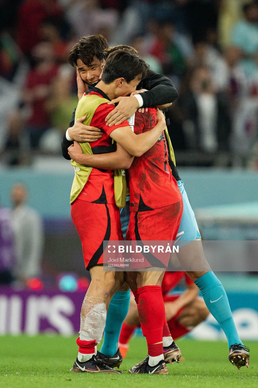 Players of South Korea celebrate