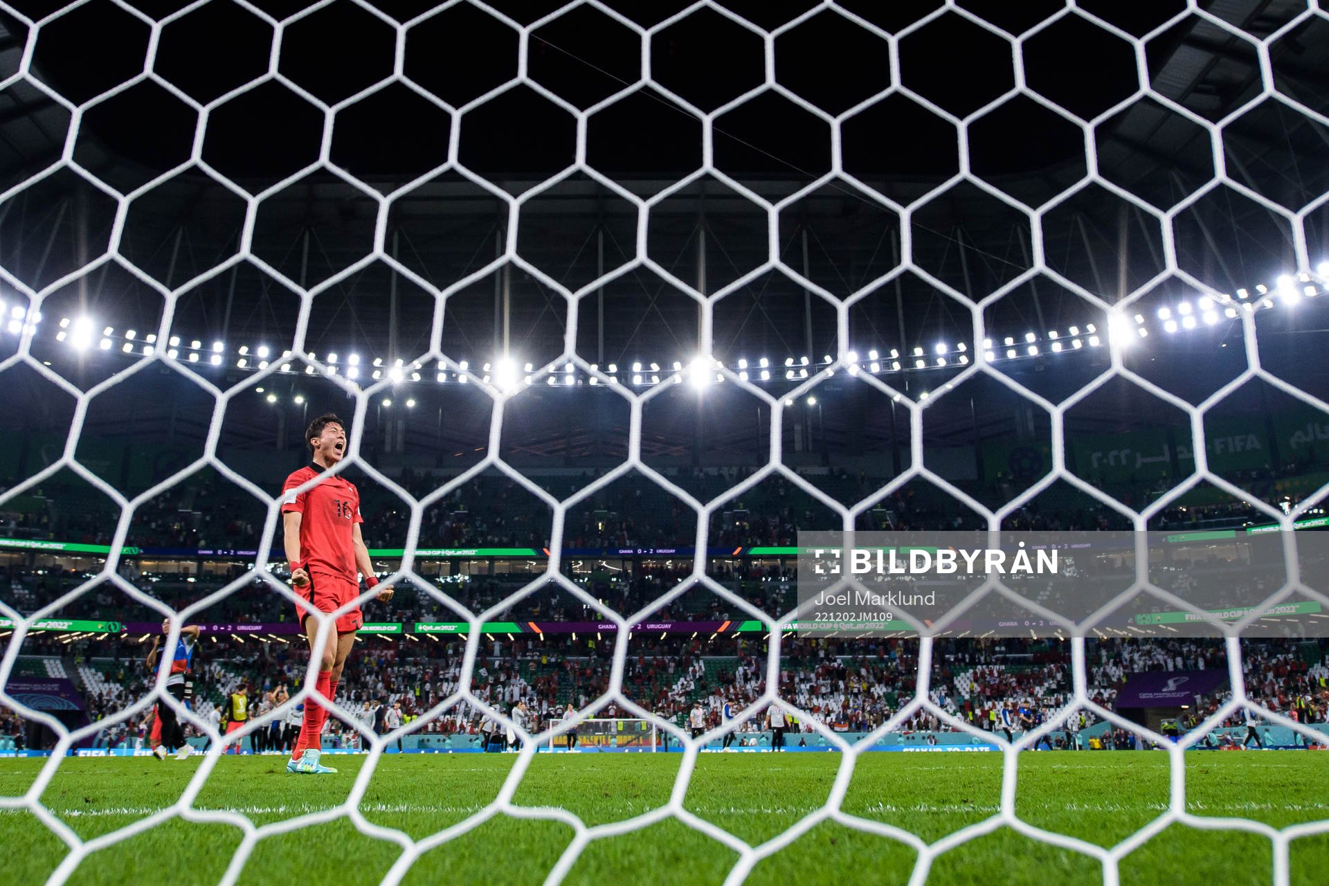Uijo Hwang of South Korea celebrates