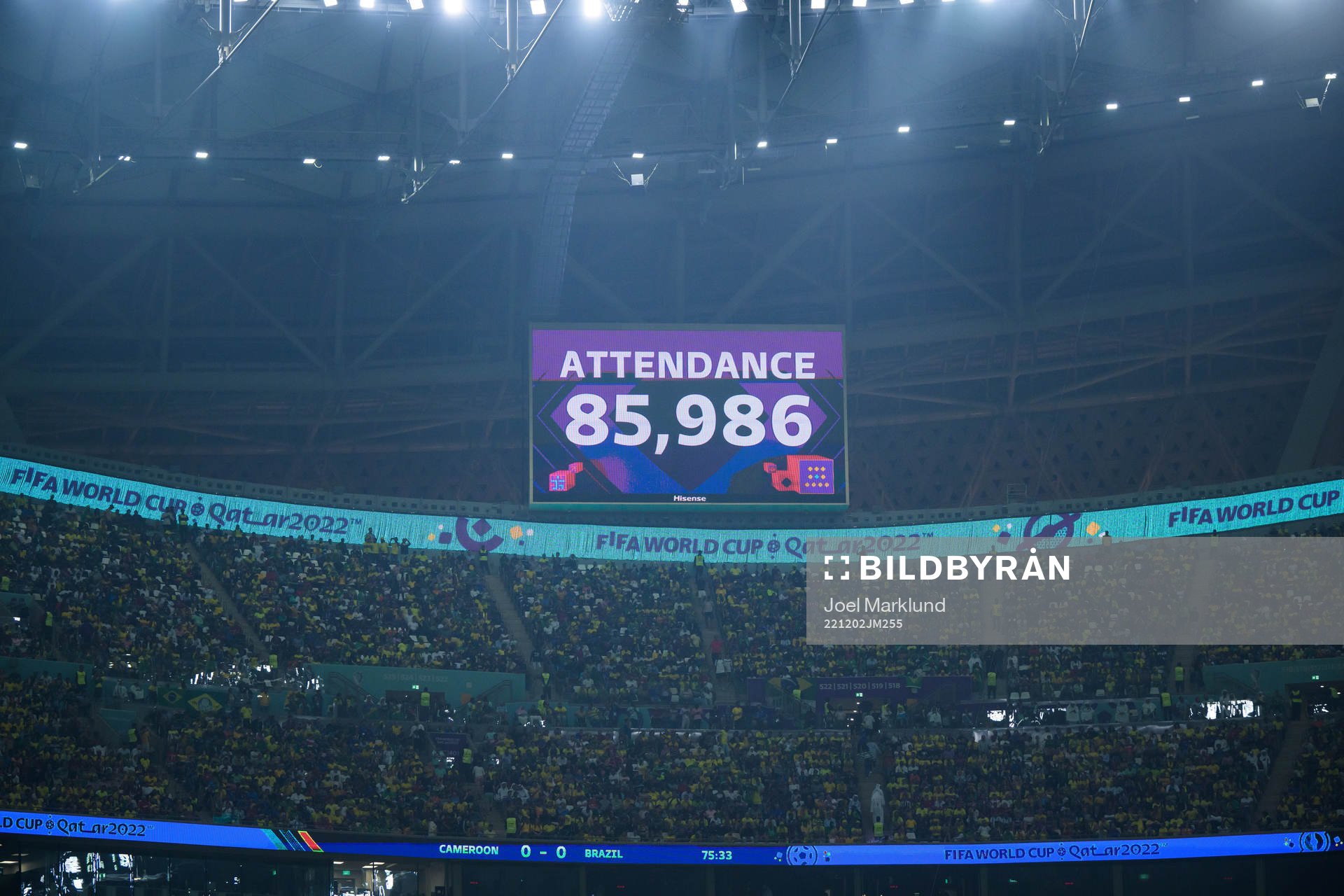 A screen showing an attendance of 85986 people