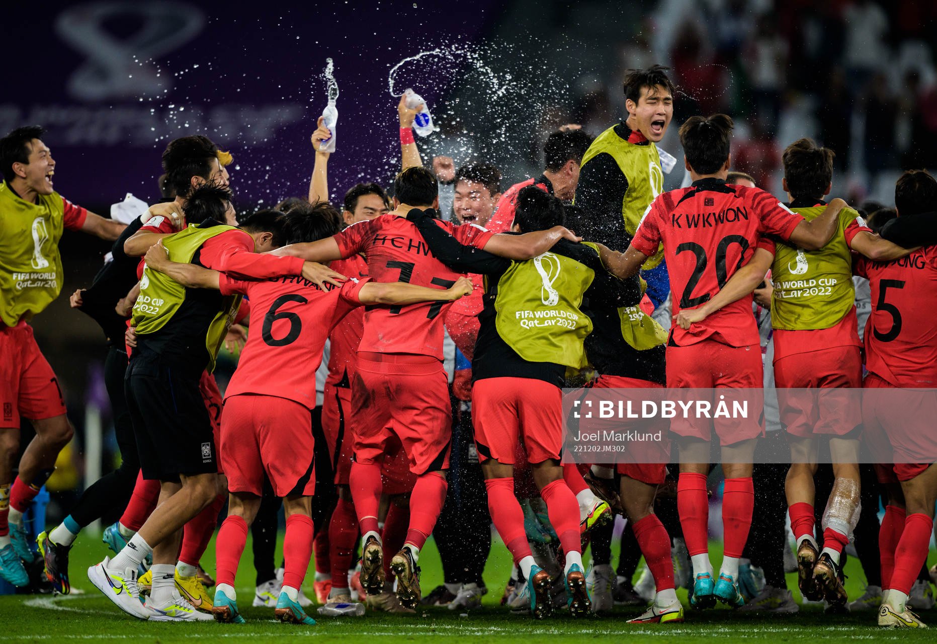 Players of South Korea celebrate