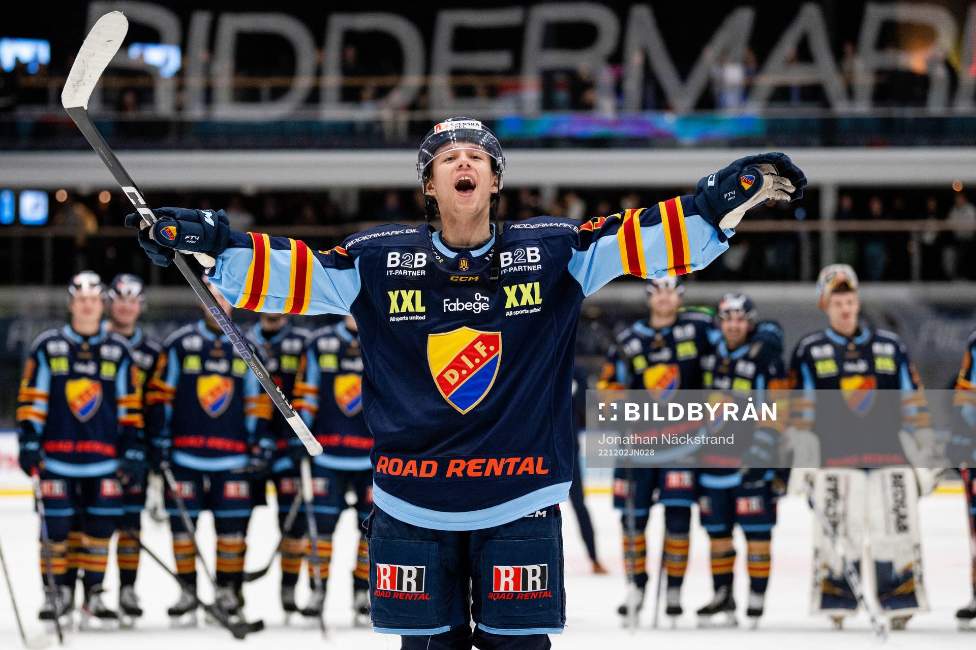 Djurgårdens Mika Ounasvuori jublar