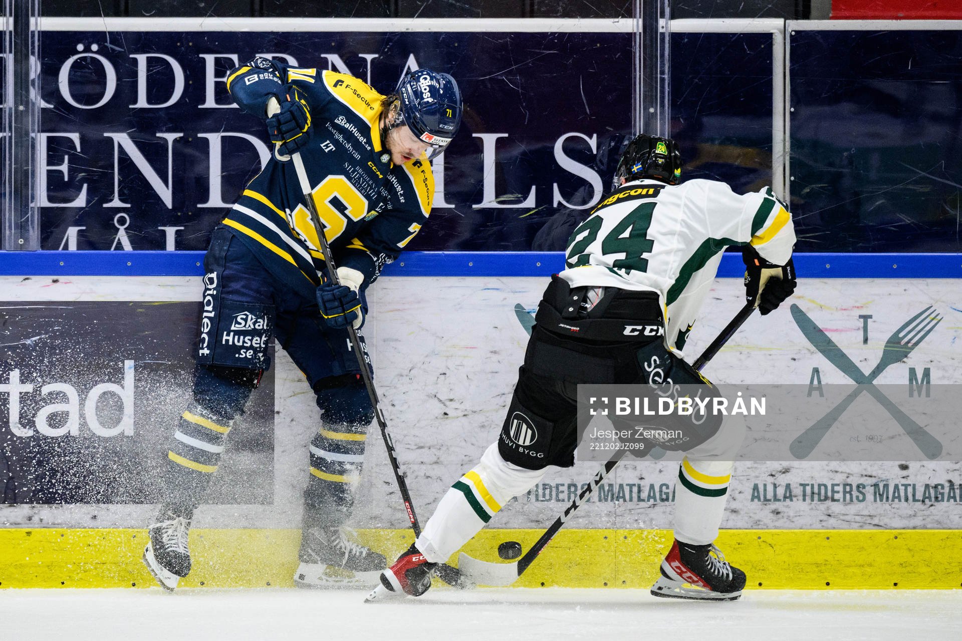 Södertäljes Renars Krastenbergs och Östersunds Casper