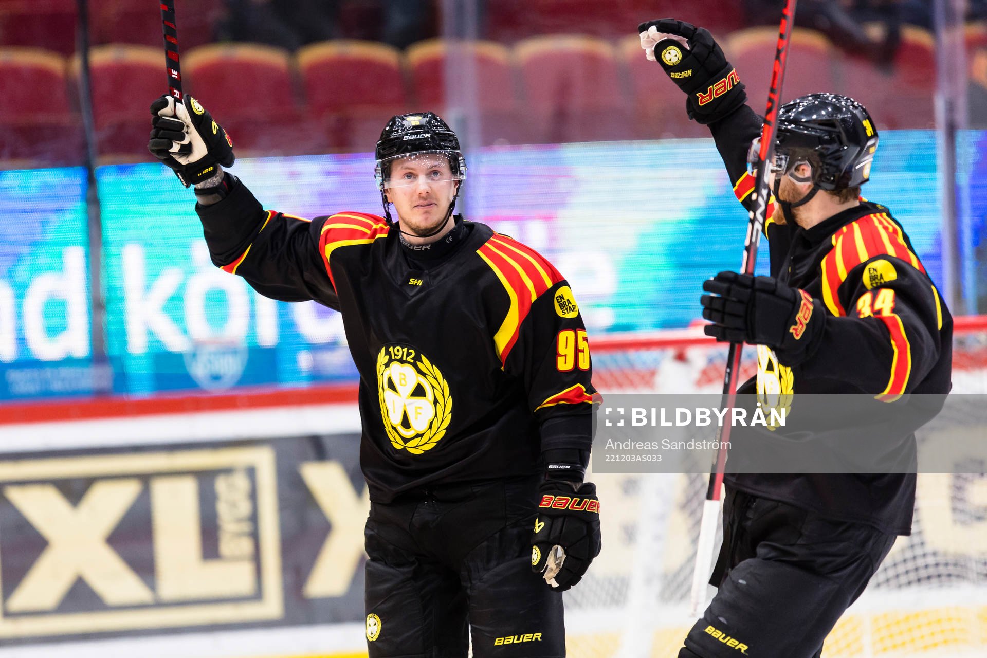 Brynäs Nick Olesen jublar