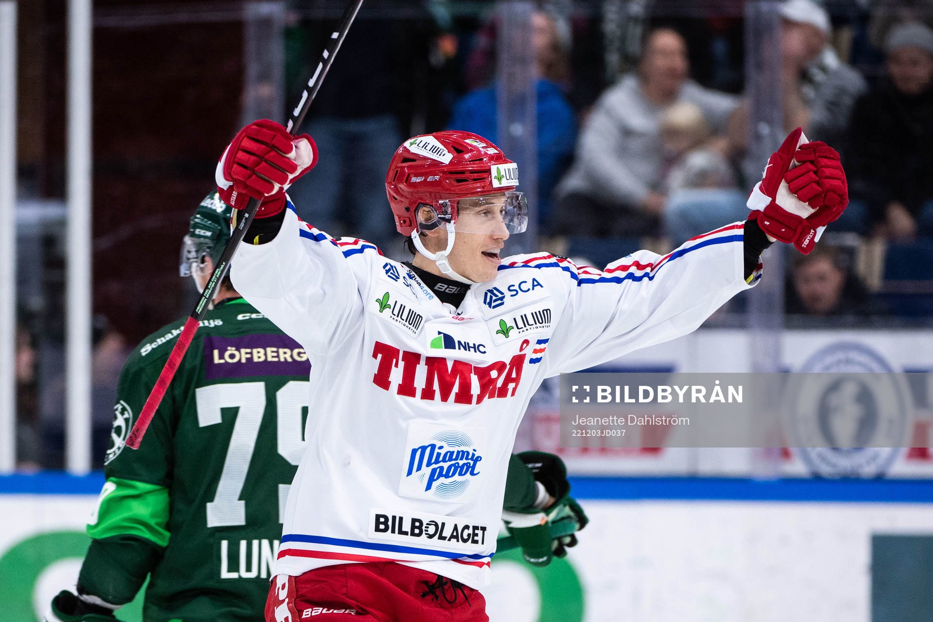 Timrås Robin Alvarez jublar