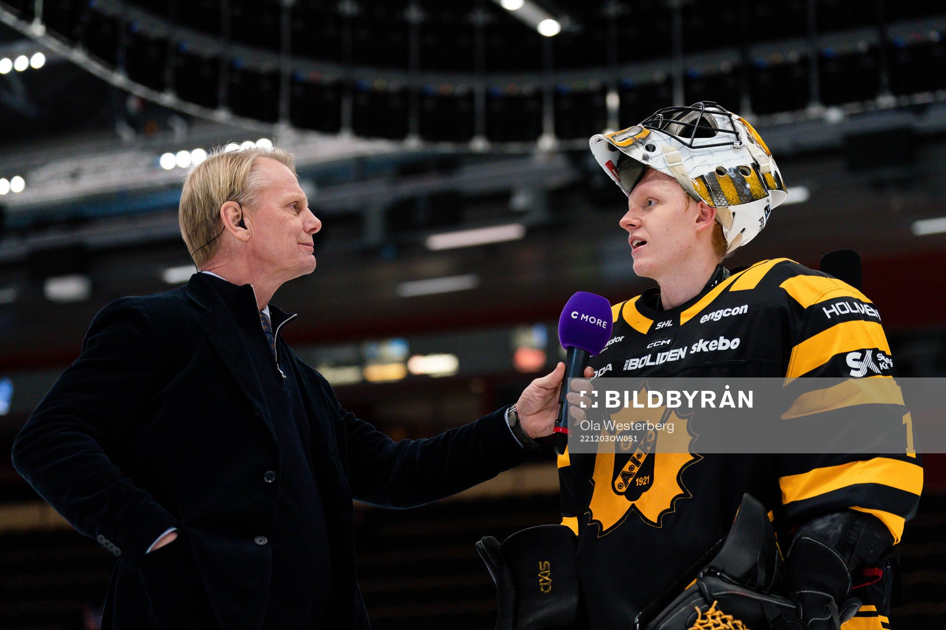 Cmores expert Niklas Wikegård intervjuar Skellefteås