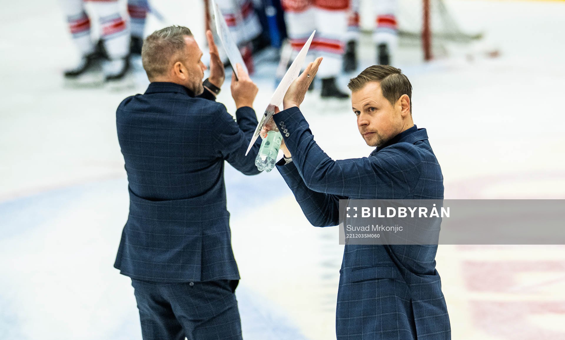 Oskarshamns tränare Martin Filander jublar