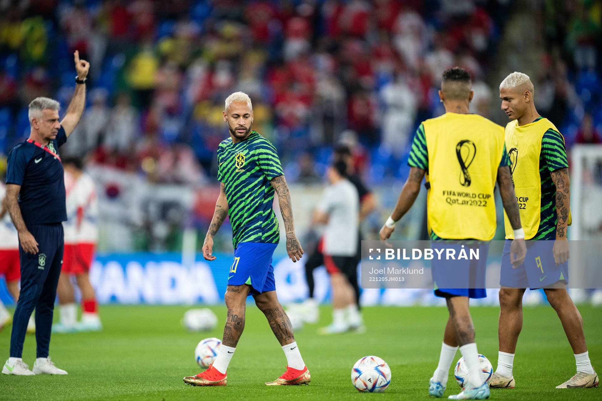 Neymar and Richarlison of Brazil