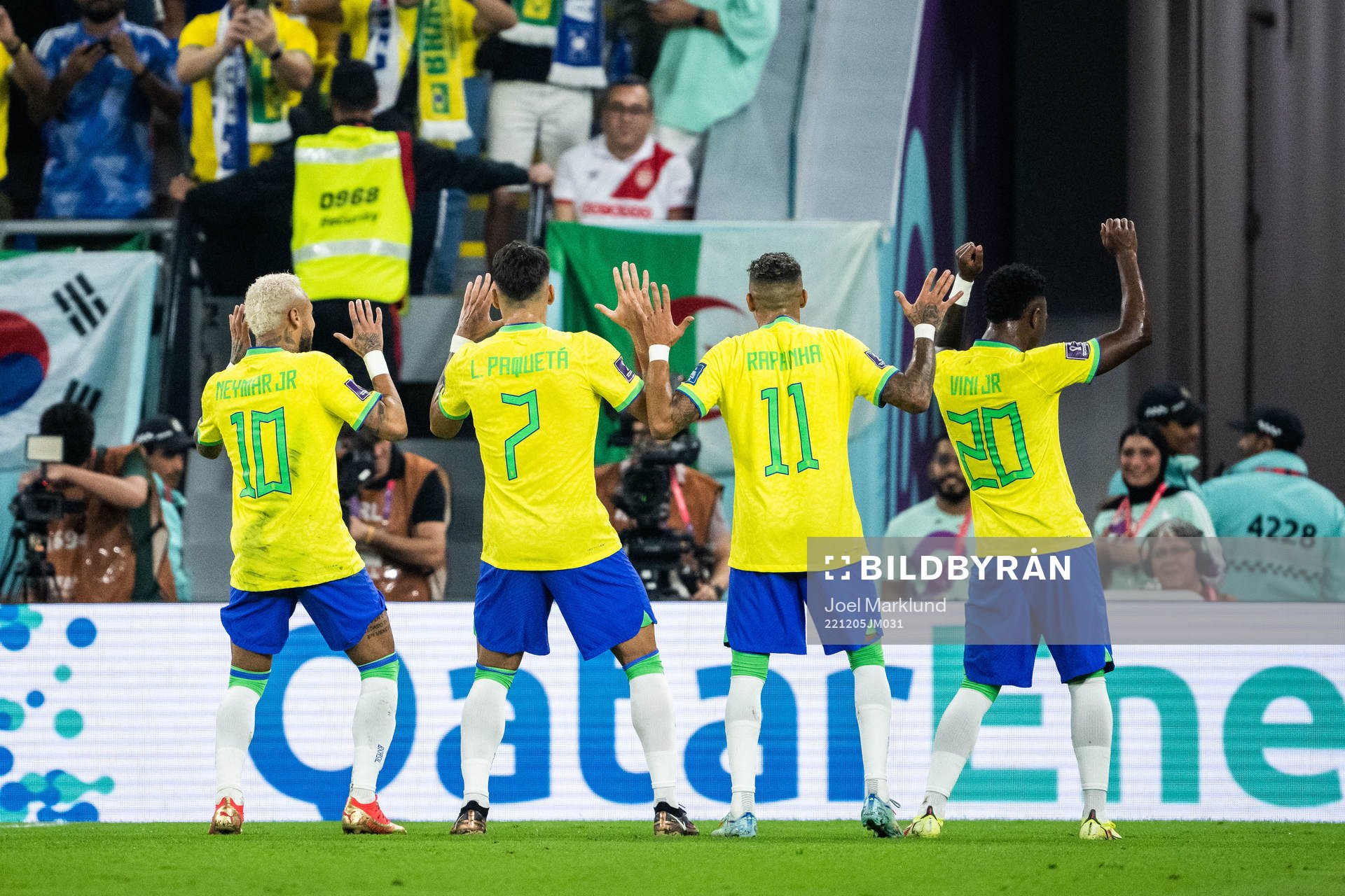 Neymar, Lucas Paqueta, Raphinha and Vinicius Junior of