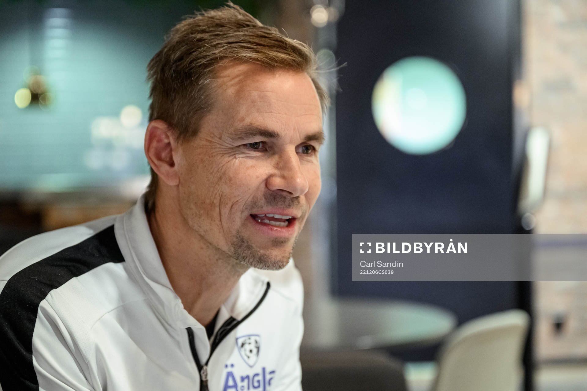 Niclas Alexandersson, tränare på Änglagårdsskolan, blir