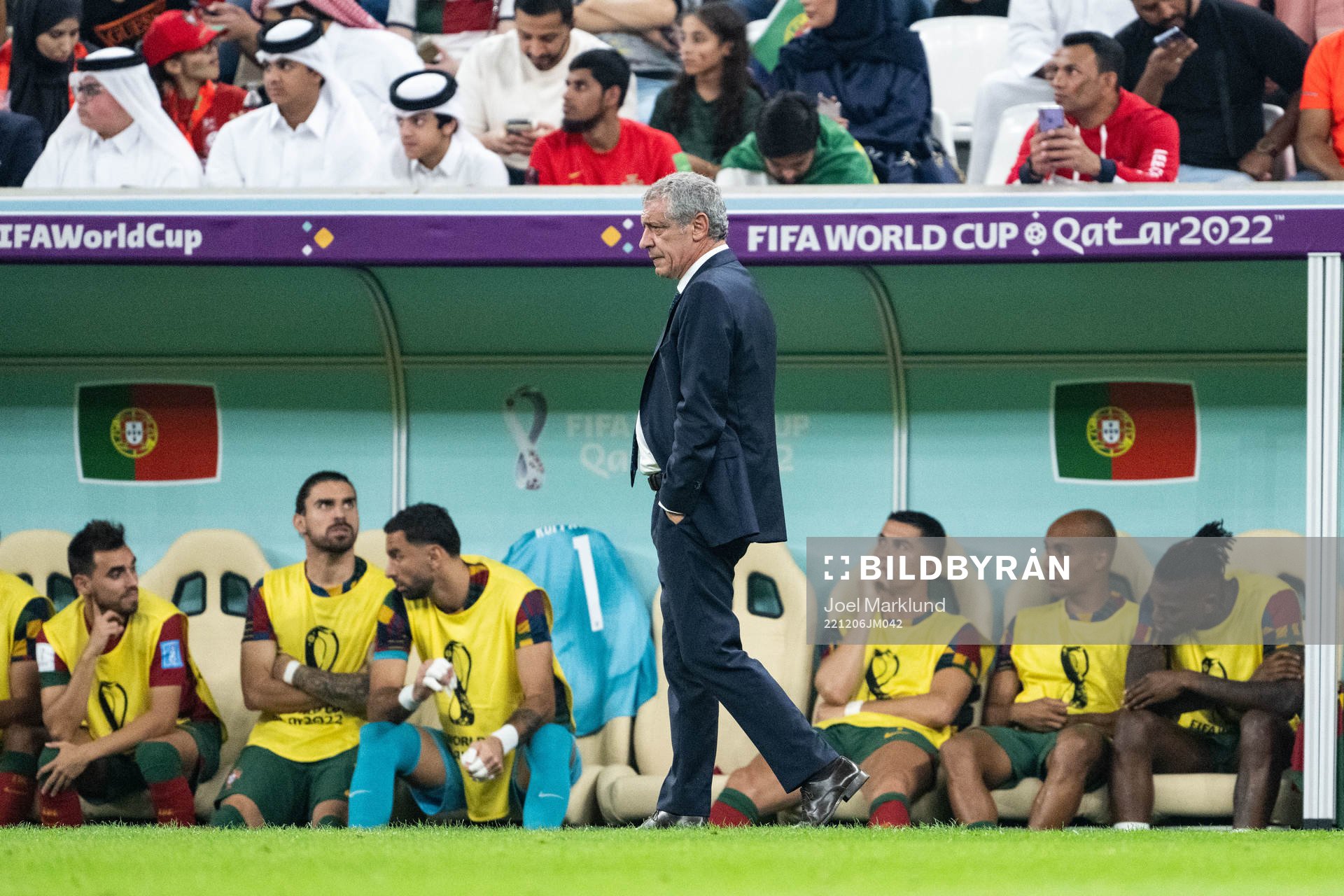 Head coach Fernando Santos in front of Cristiano Ronaldo of