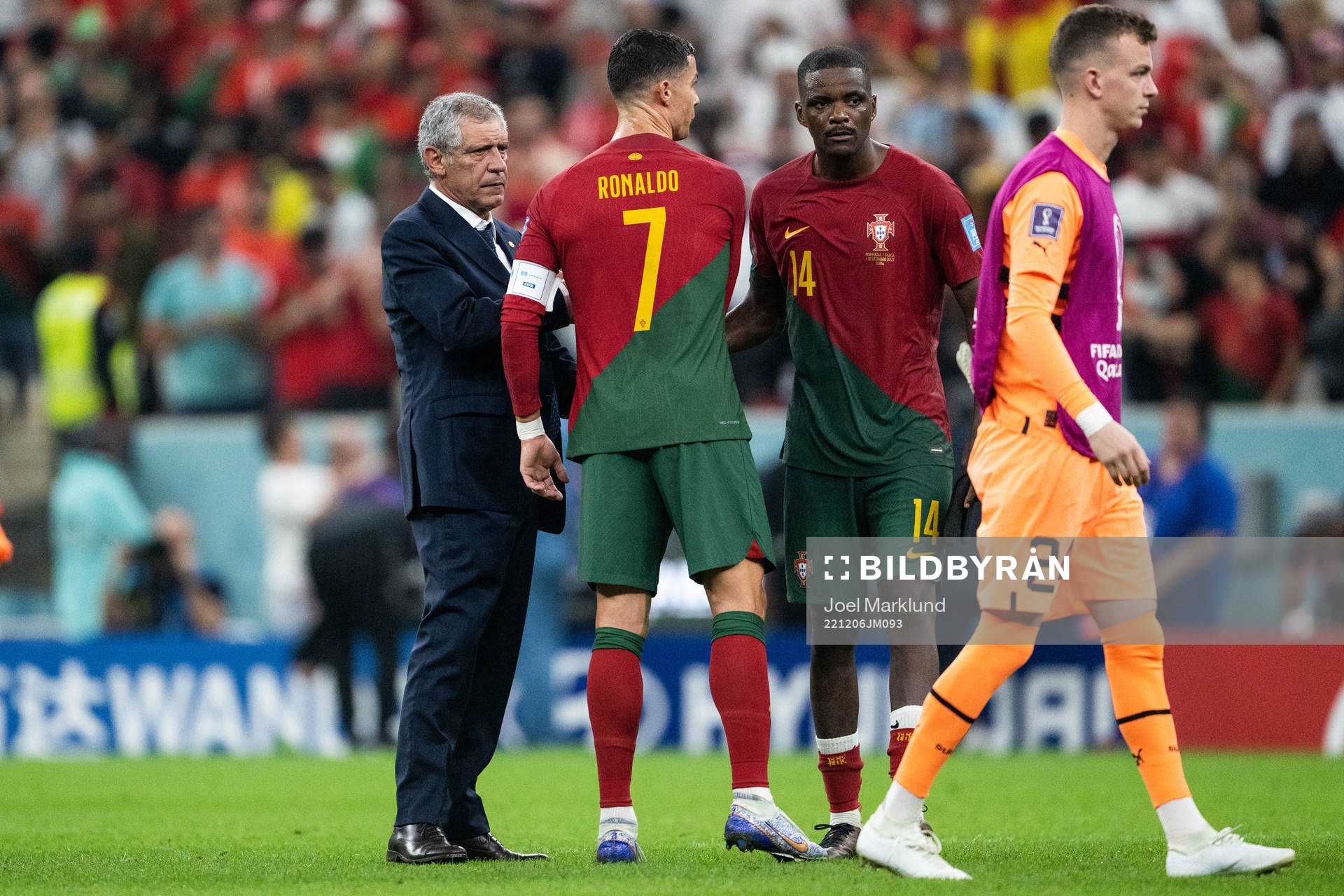 Head coach Fernando Santos and Cristiano Ronaldo of Portugal