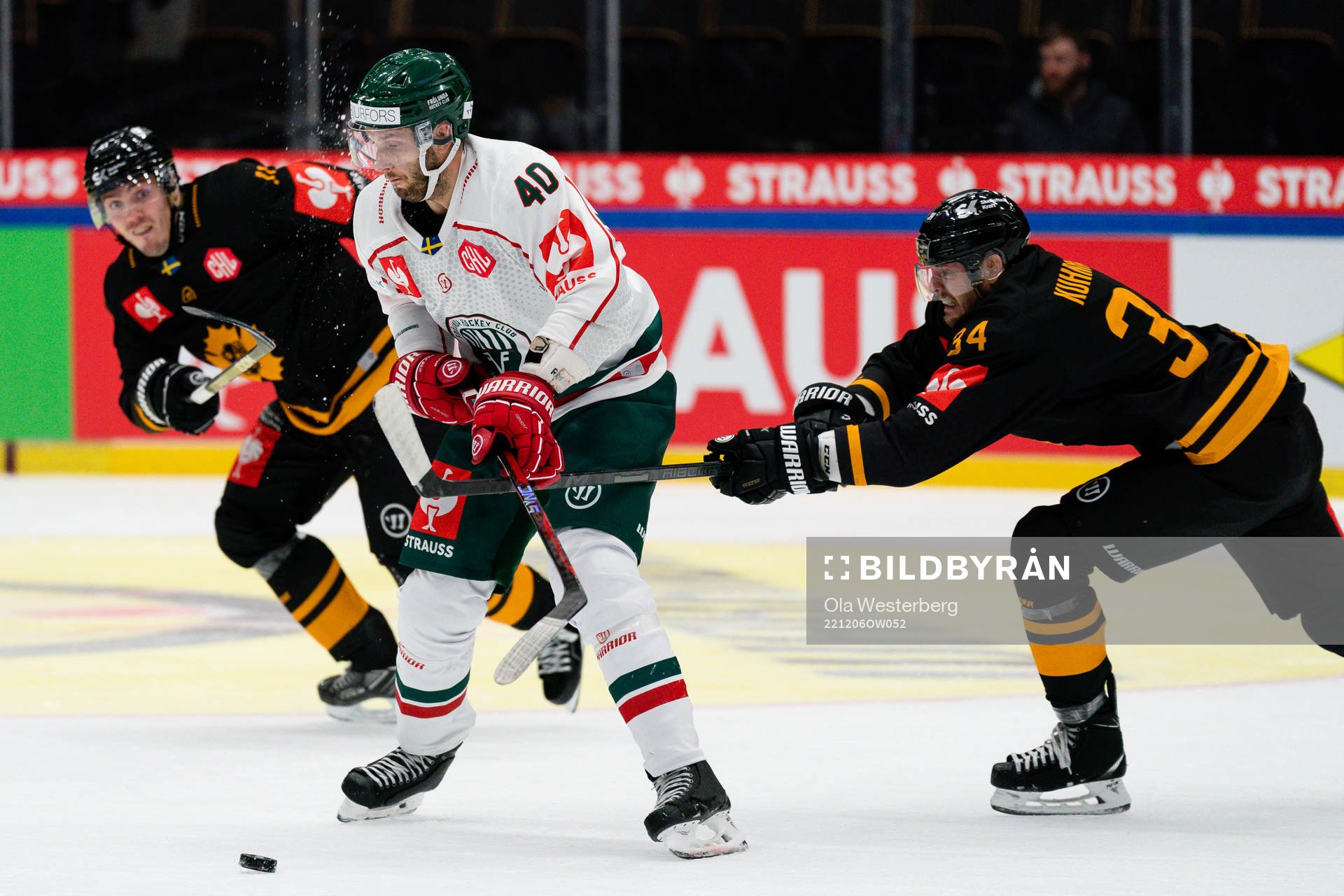 Frölundas Petteri Lindbohm och Skellefteås Tom Kühnhackl