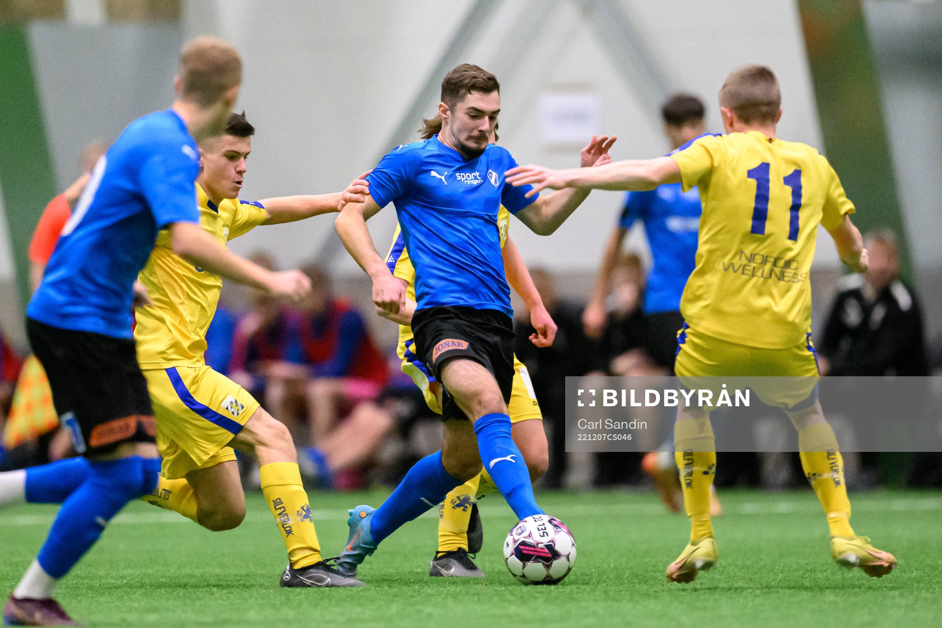 Halmstads Nikola Urban under fotbollsmatchen i Skandinaviska Mästerskapen mellan Halmstad och IFK Göteborg den 7 december 2022 i Borås.