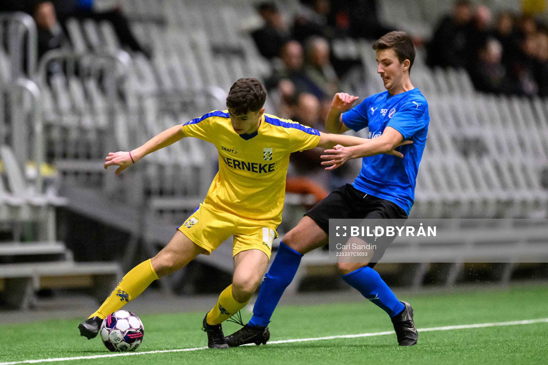 IFK Göteborgs Lion Beqiri och Halmstads Sinisa Antonovic