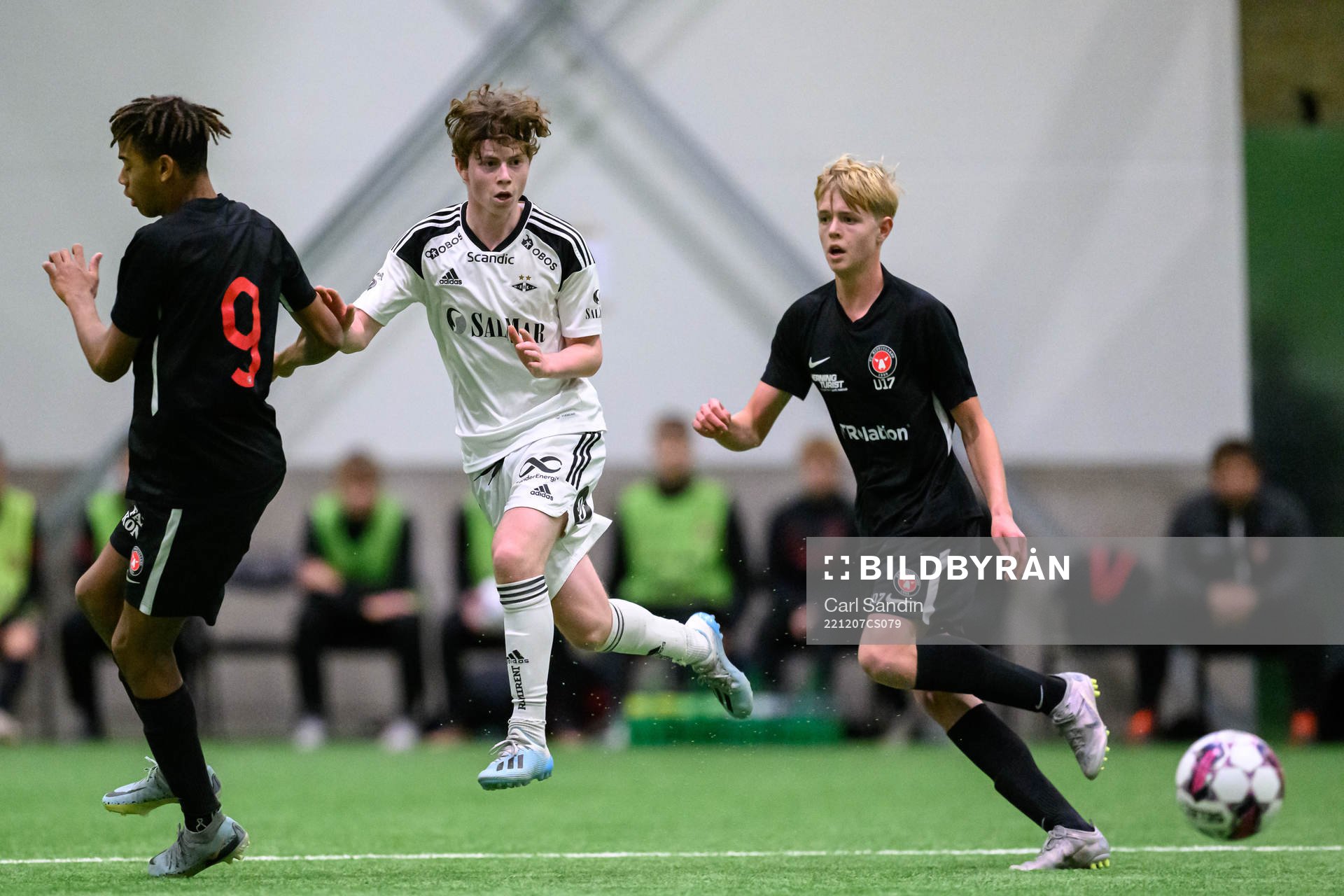 Rosenborgs Magnus Moen under fotbollsmatchen i Skandinaviska Mästerskapen mellan Midtjylland och Rosenborg den 7 december 2022 i Borås.
