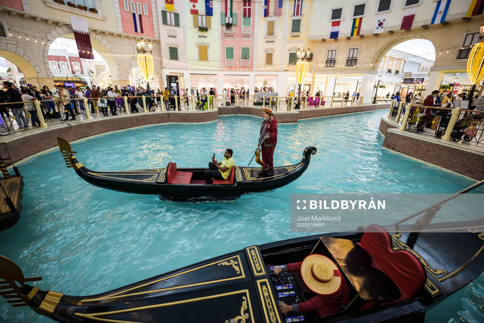 Gondolas at Villaggio Mall