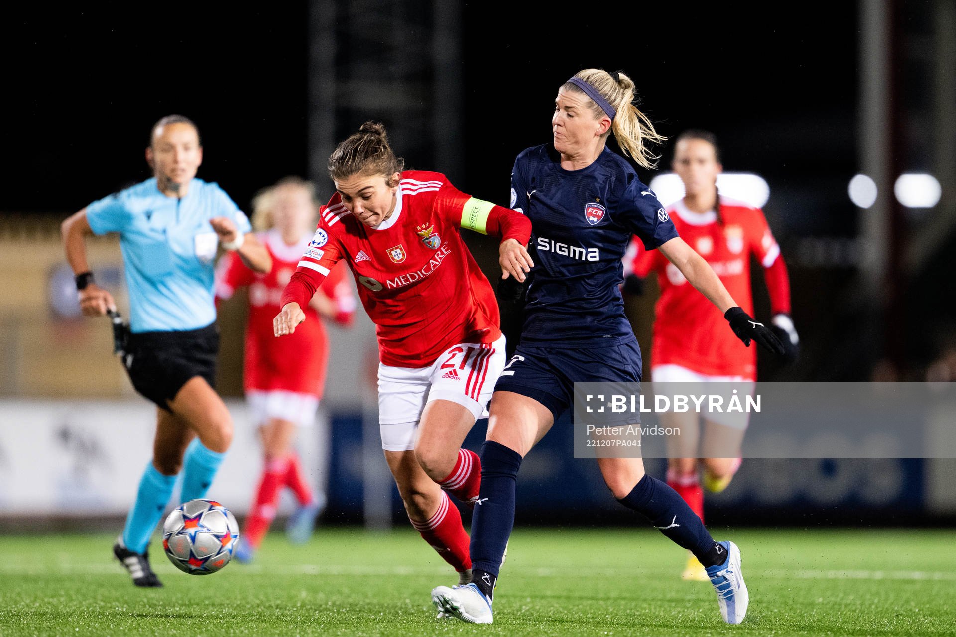 Pauleta of Benfica and Olivia Schough of Rosengård