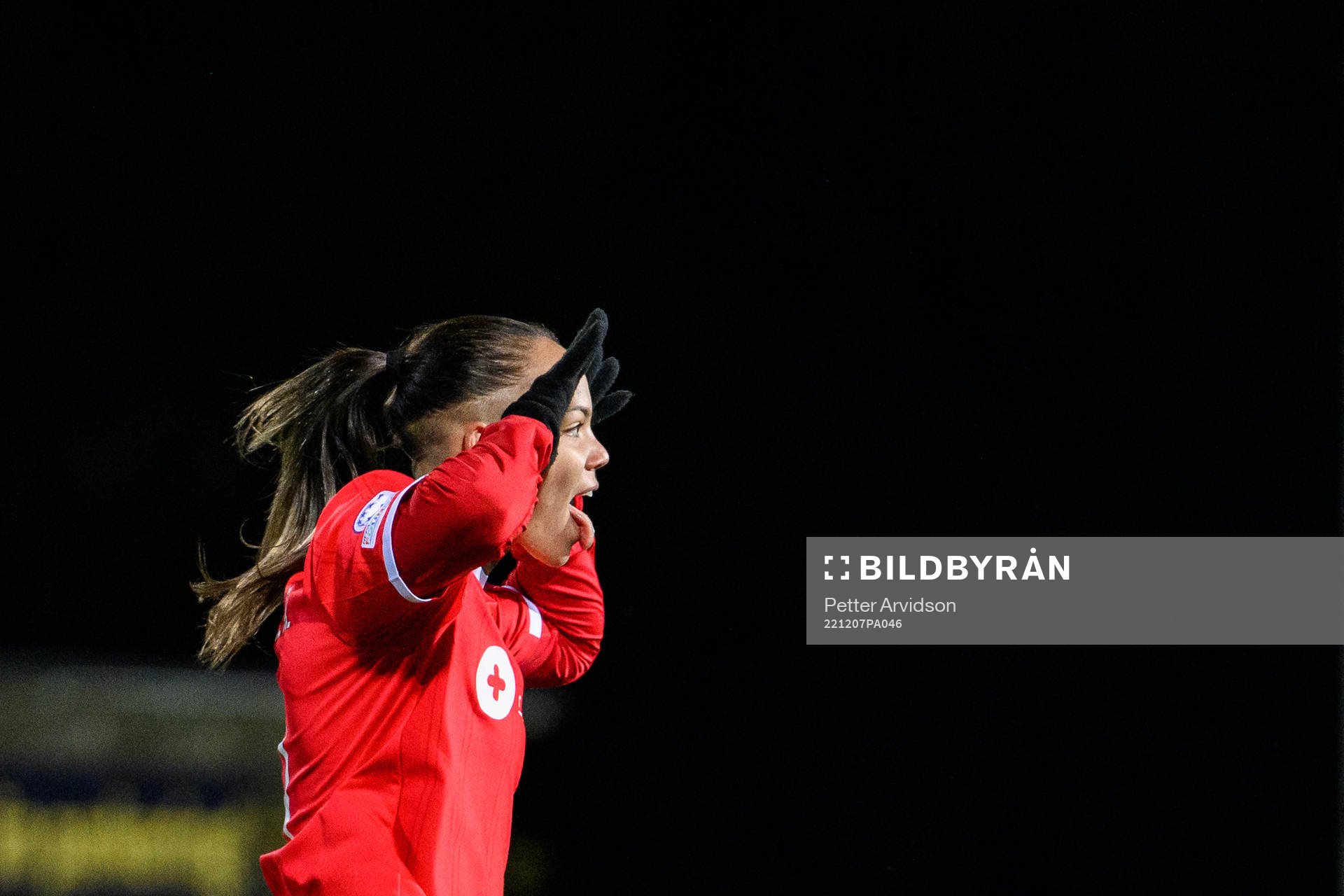 Nycole Raysla of Benfica celebrates