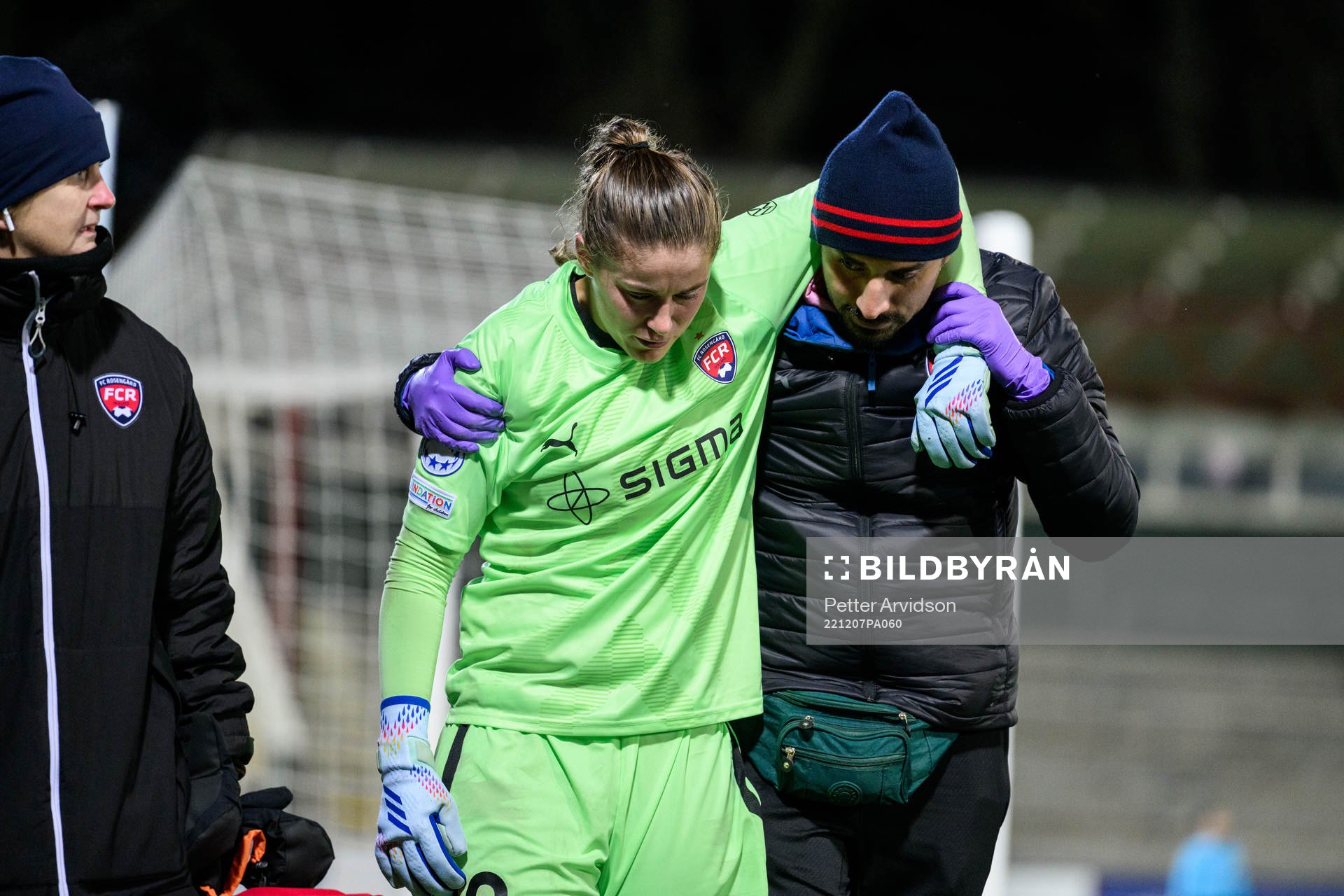 goalkeeper Teagan Micah of Rosengård in pain