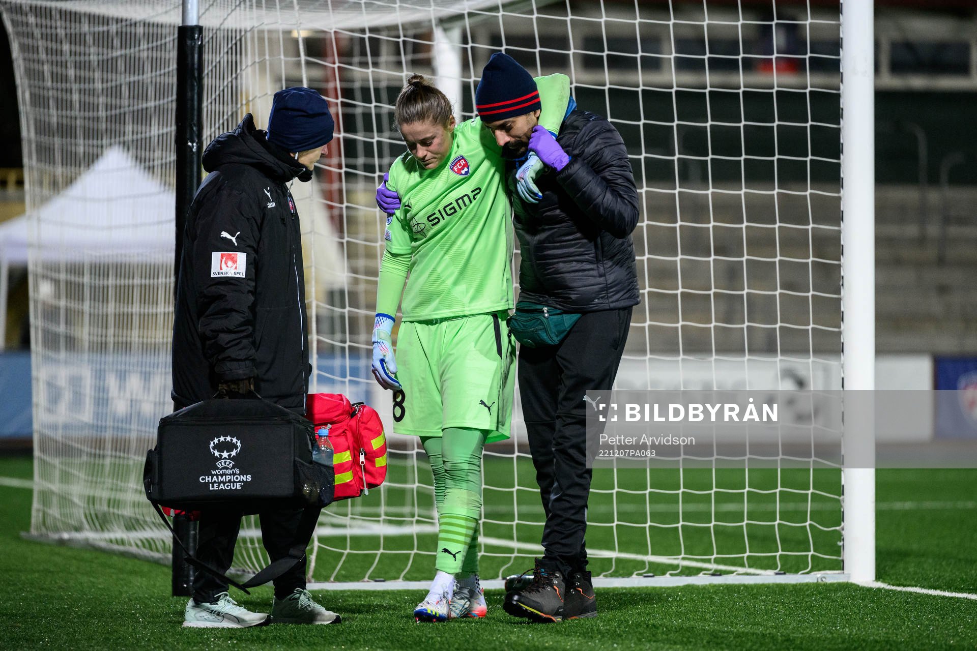 goalkeeper Teagan Micah of Rosengård in pain