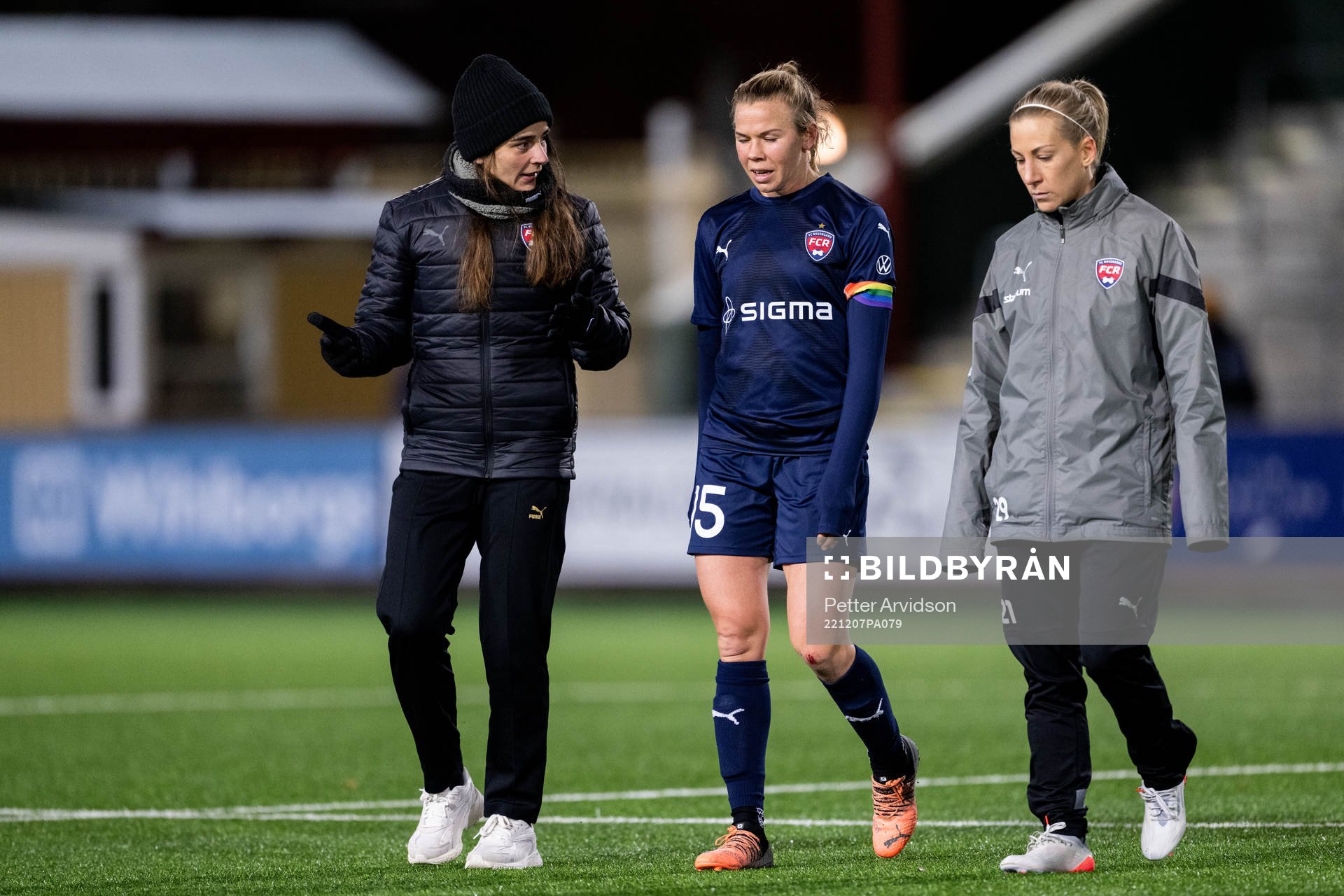 Head coach Renée Slegers, Jessica Wik and Mia Persson of