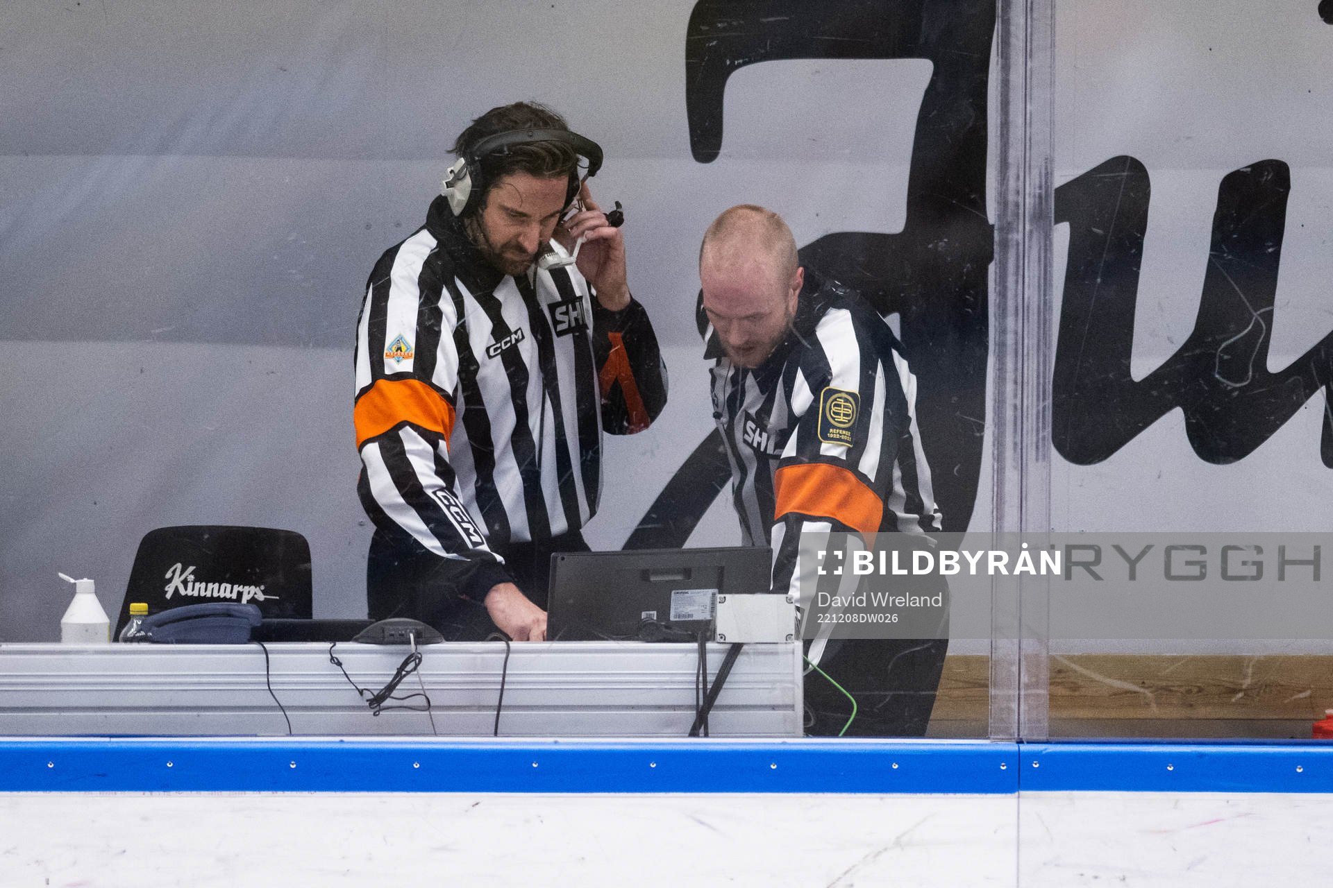 Domarna videogranskar eventuellt mål för HV71