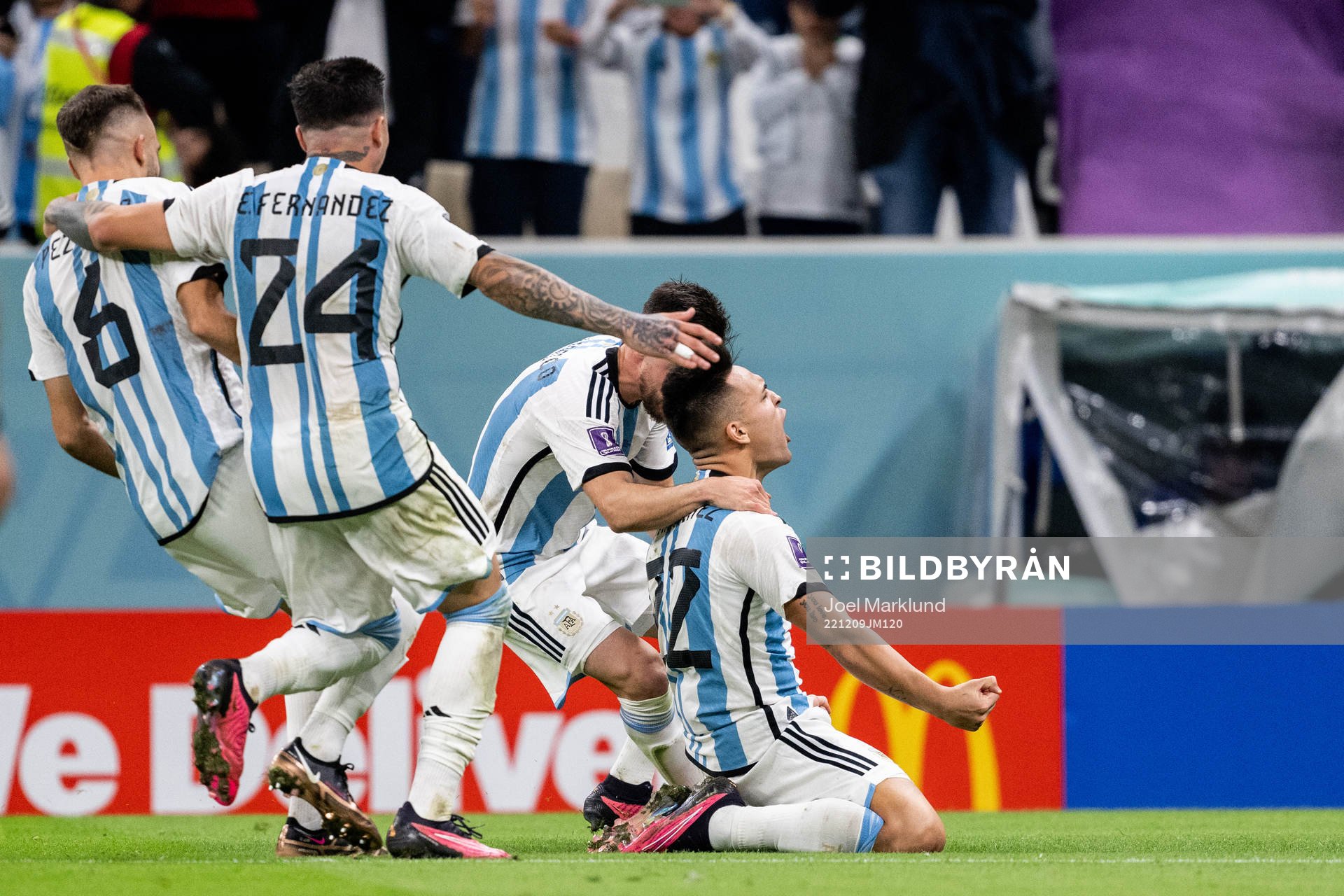 Lautaro Martinez of Argentina celebrates