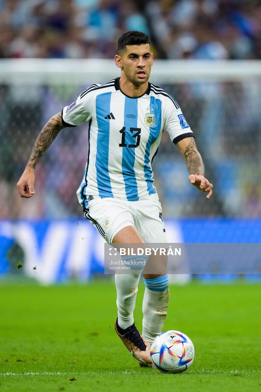Cristian Romero of Argentina