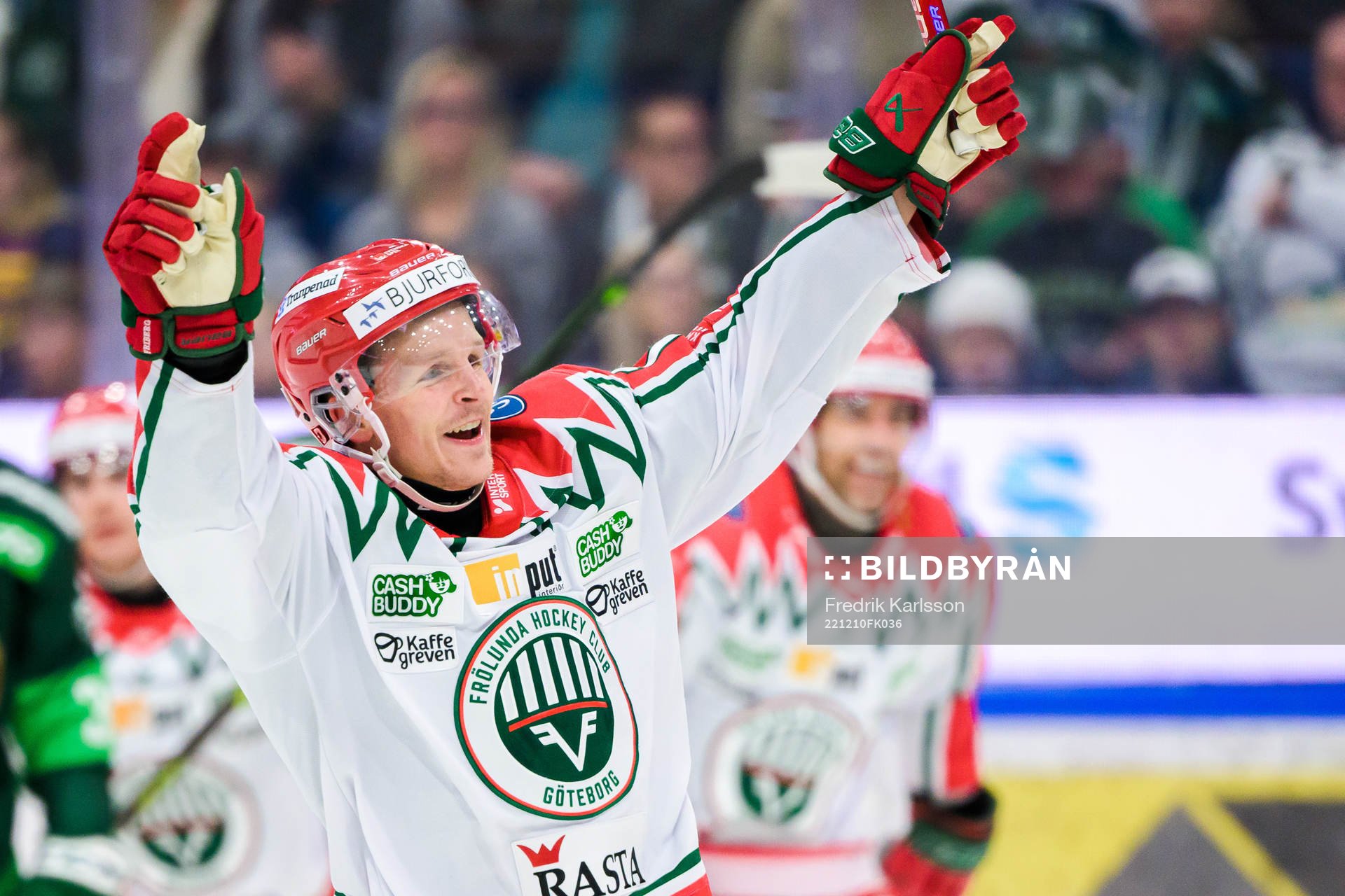 Frölundas Max Friberg jublar
