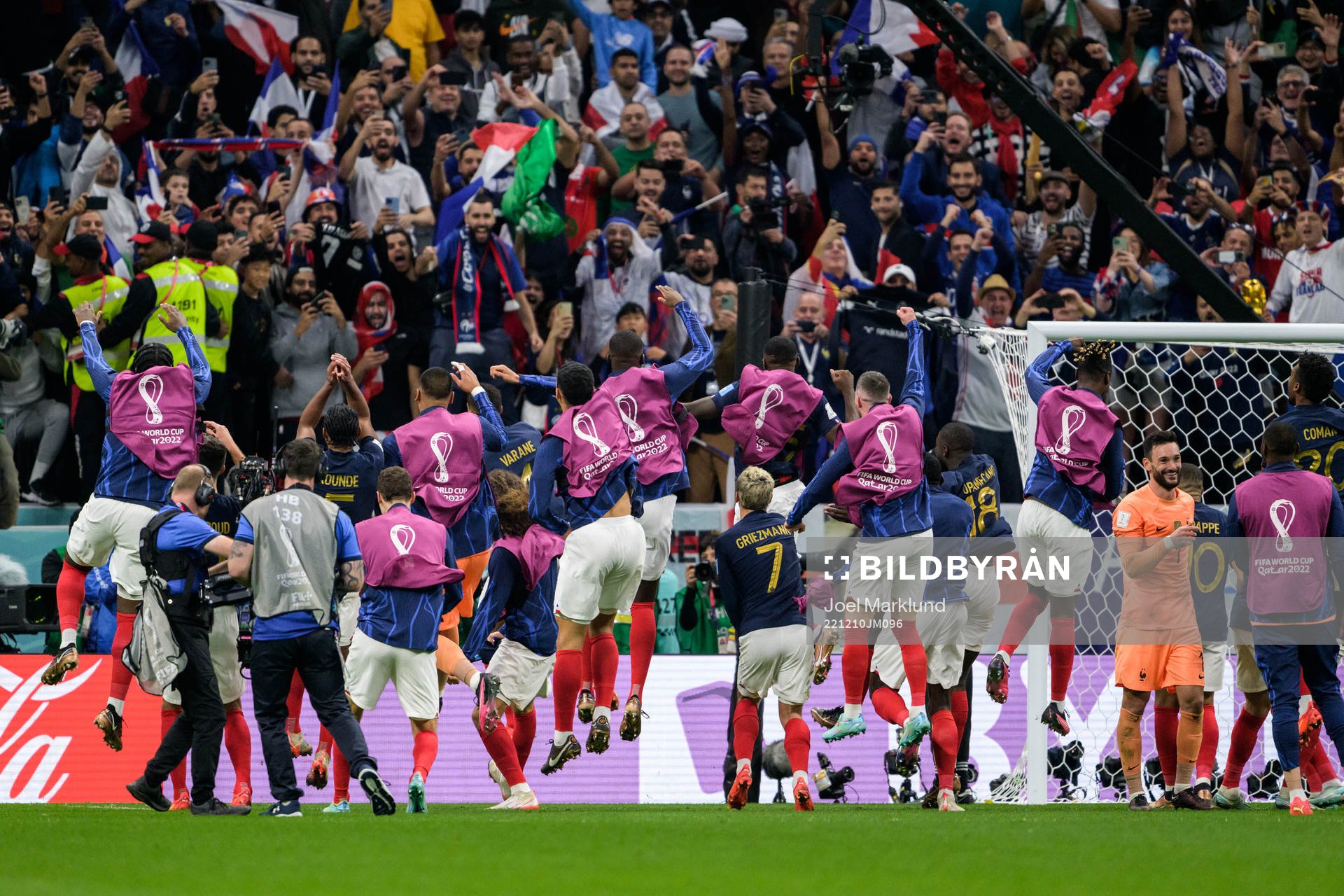 Players of France celebrate