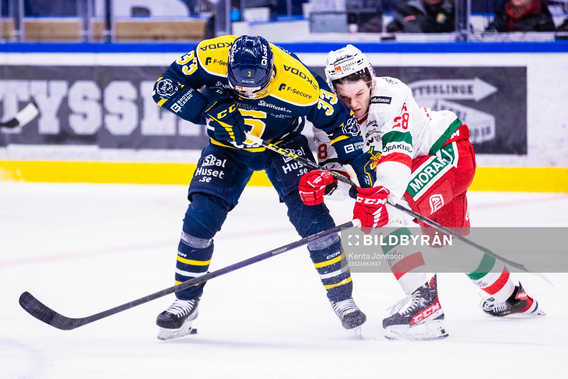 Södertäljes Filiph Engsund och Moras Jonathan Myrenberg