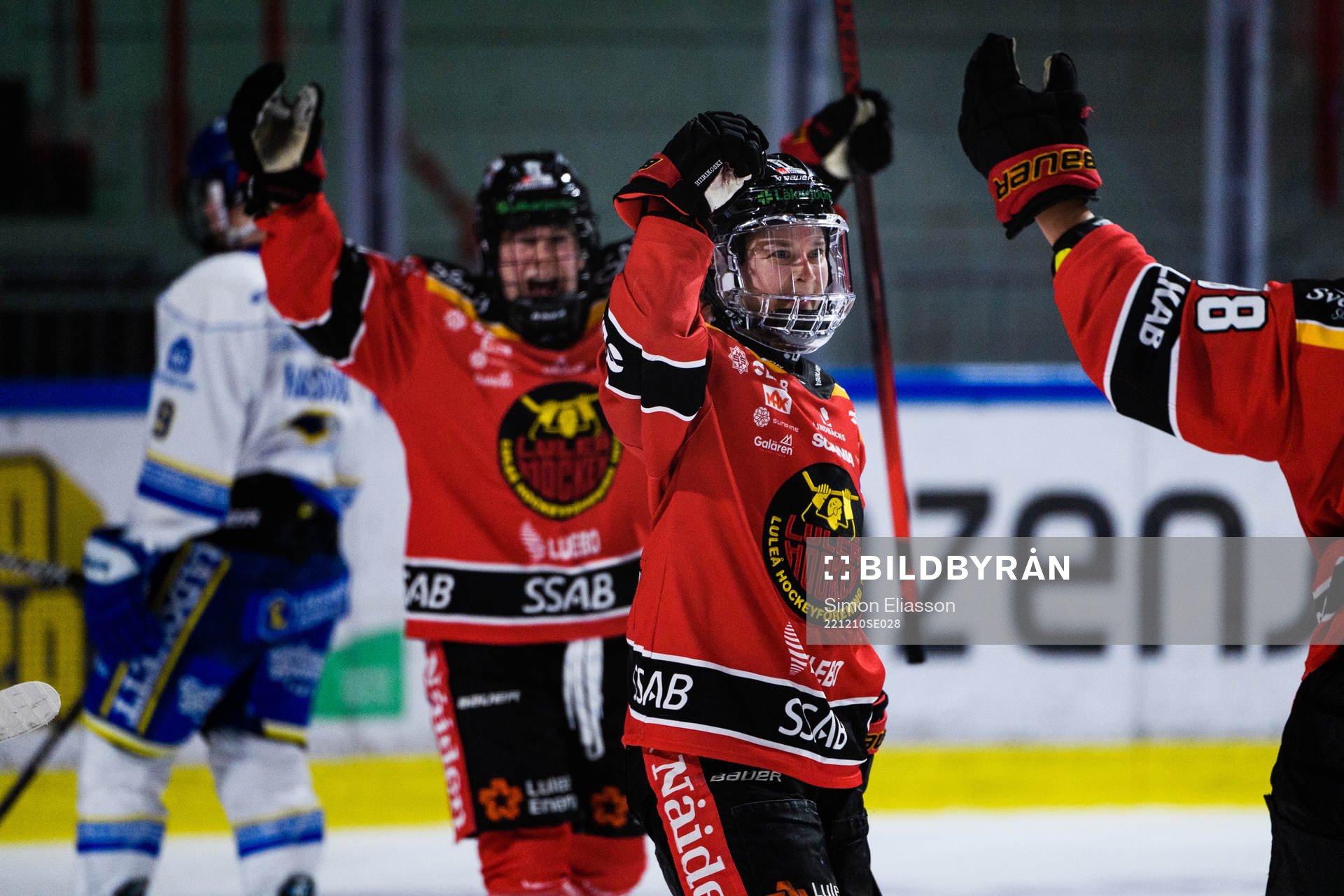 Luleås Jenni Hiirkoski jublar