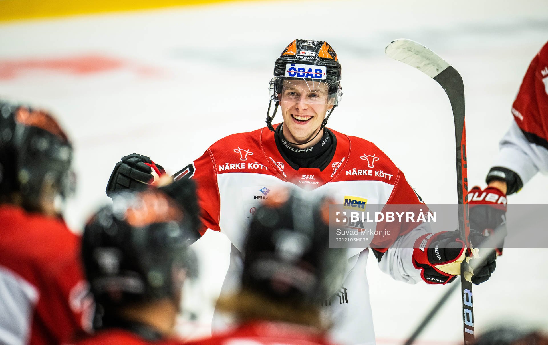 Örebros Elias Ekström jublar