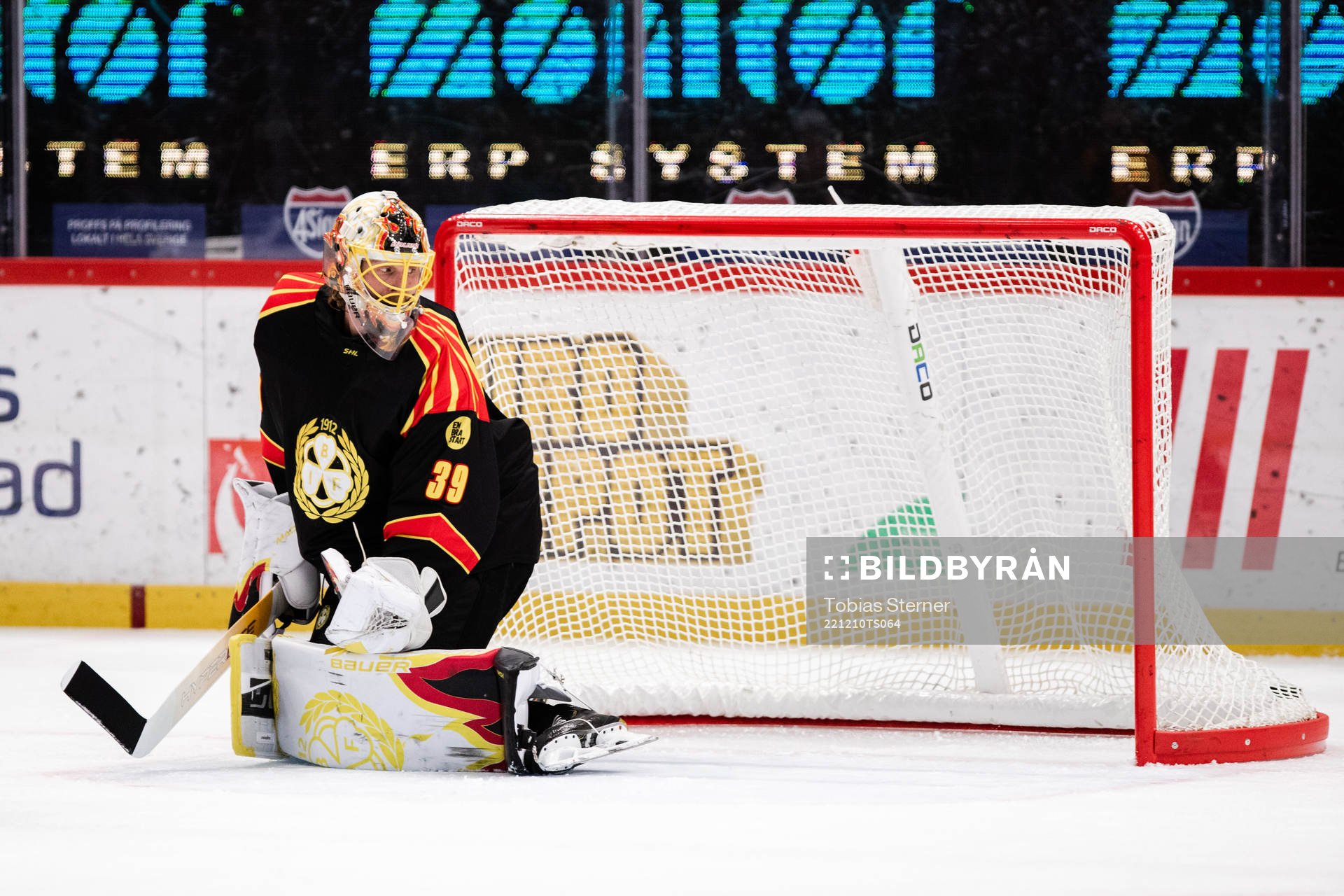 Brynäs målvakt Anders Lindbäck släpper in 1-2